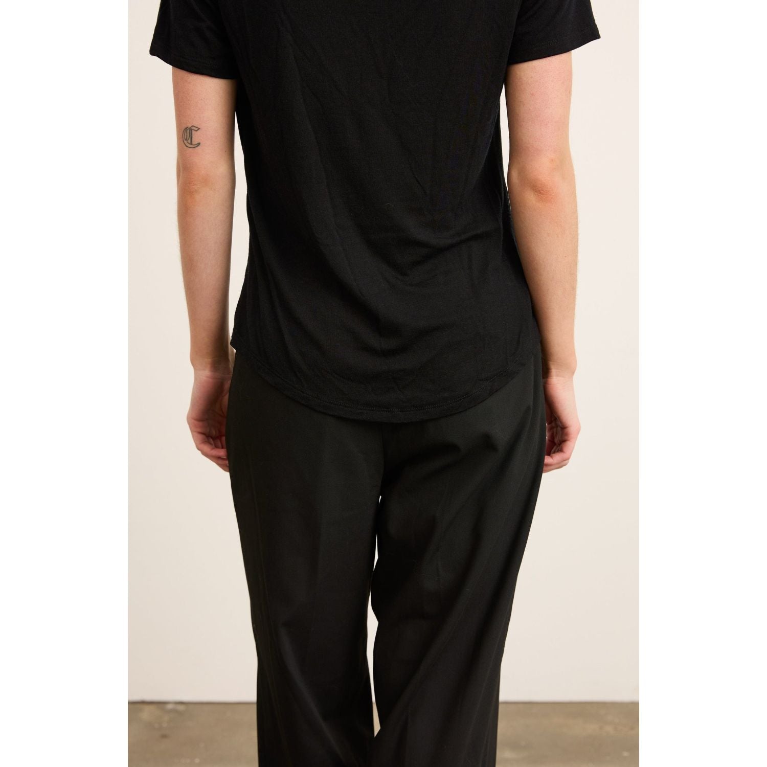 Paire Women's Merino Wool-Blend Crew Neck T-Shirt (Black) - M