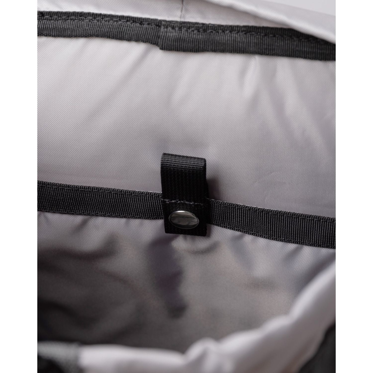 Sandqvist Walter Backpack - Multi Dark