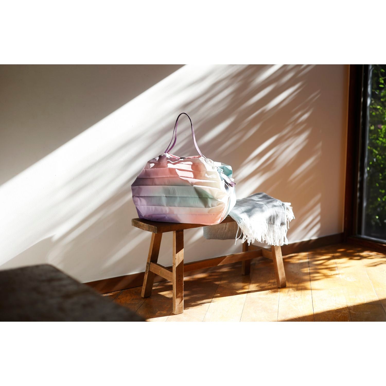 Shupatto X Mountain Views Recycled Tote (M) - Pearly Sky