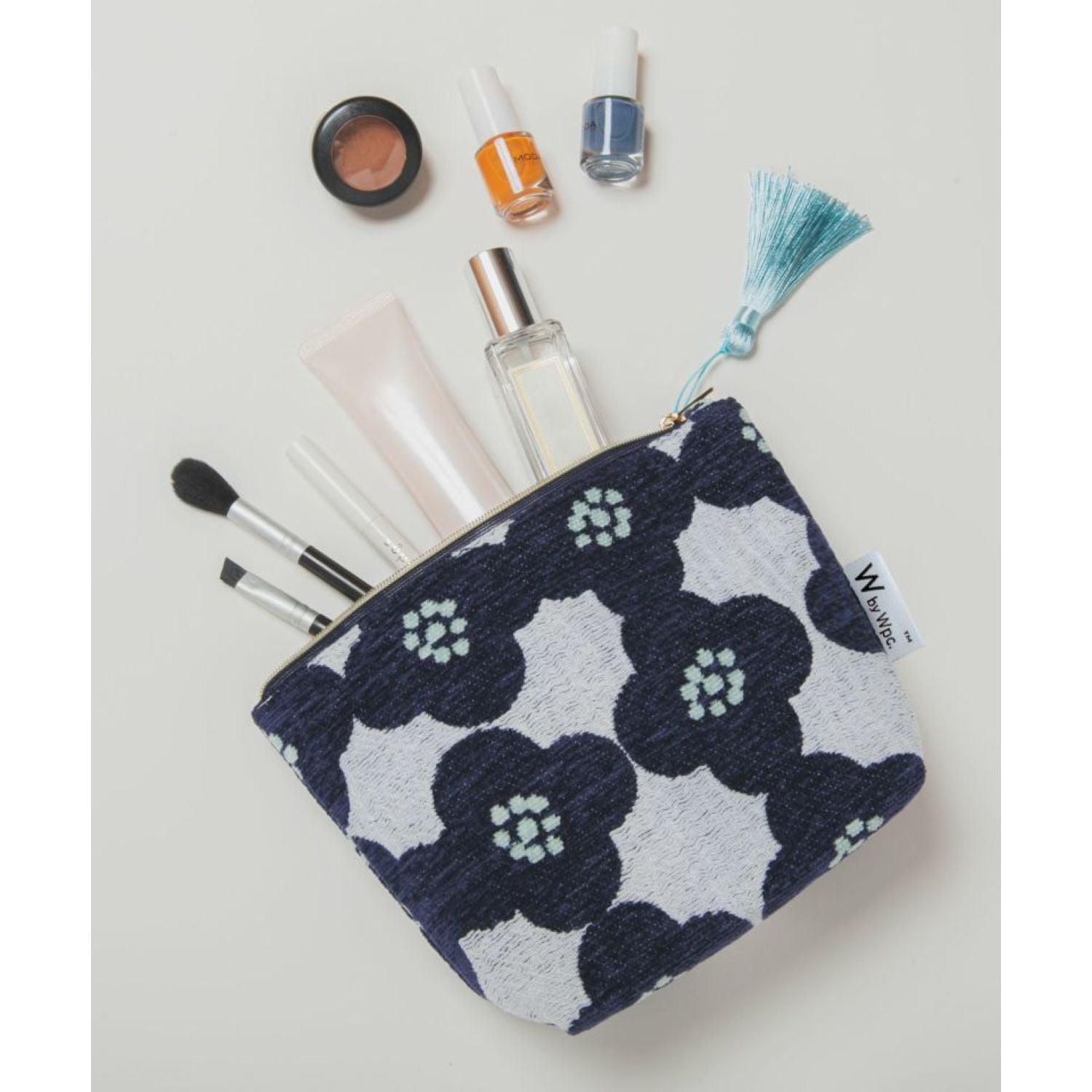 WPC Gobelins Tapestry Boat Shaped Round Pouch (Camellia Navy)