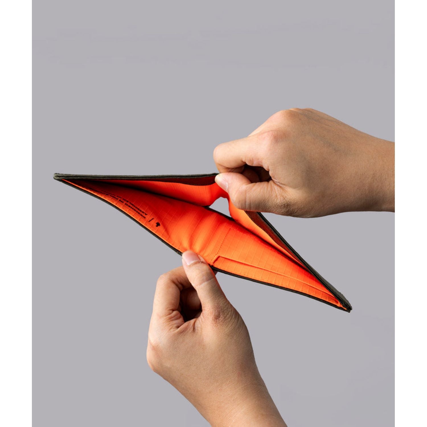 ALPAKA Ark Classic Wallet X-Pac X42 (Olive Green)