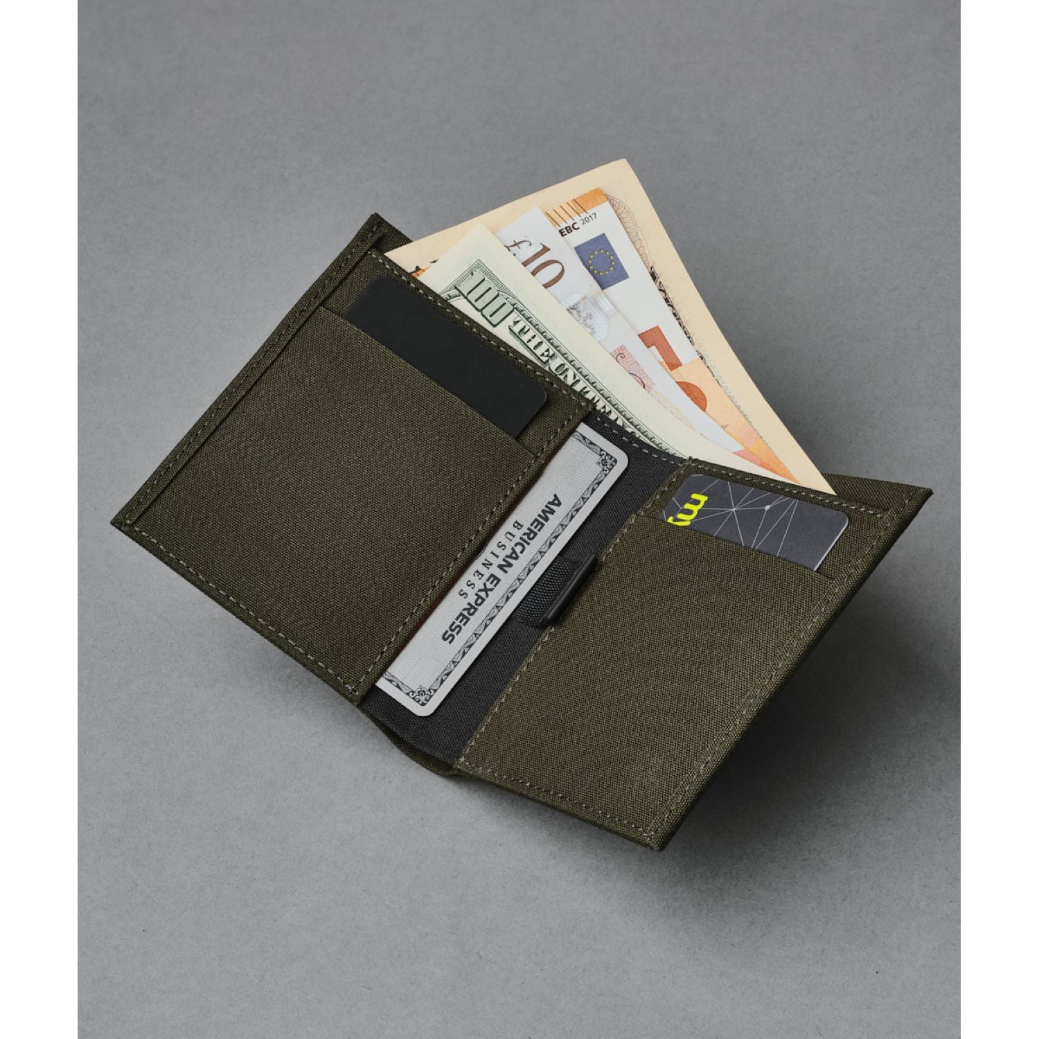 ALPAKA Bifold Cash Wallet Axoflux 300D (Army Green)