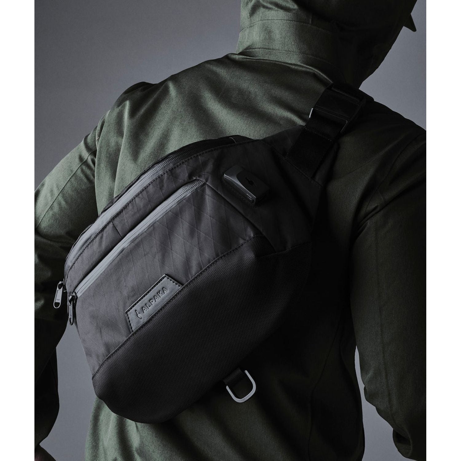 ALPAKA Bravo X Sling V2 X-Pac VX42 (Black)