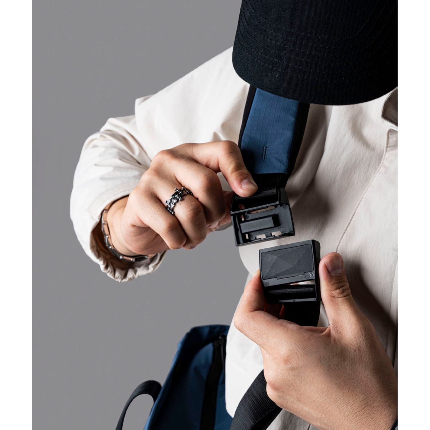 ALPAKA Crossbody Shoulder Strap Axoflux 210D (Blue)