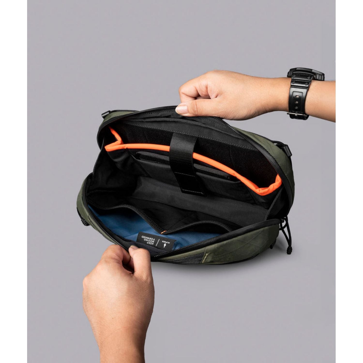 ALPAKA Eclipse Gaming Sling X-Pac VX21 (Dark Green)