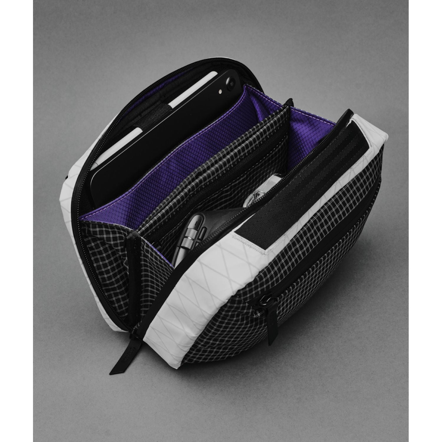 ALPAKA Elements Tech Case Max X-Pac VX21 (Cyber Edition)