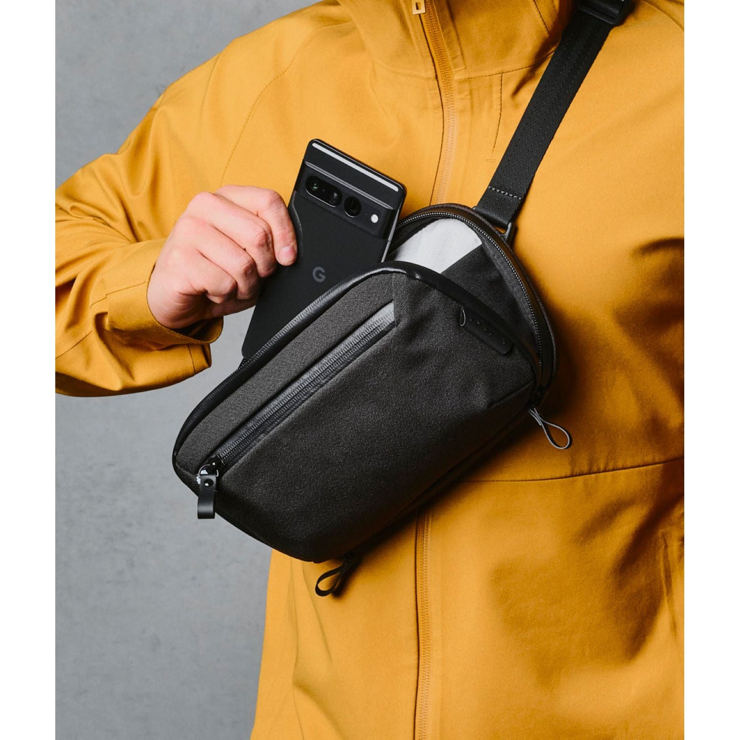 ALPAKA Elements Tech Case Mini Axoflux 600D (Black)