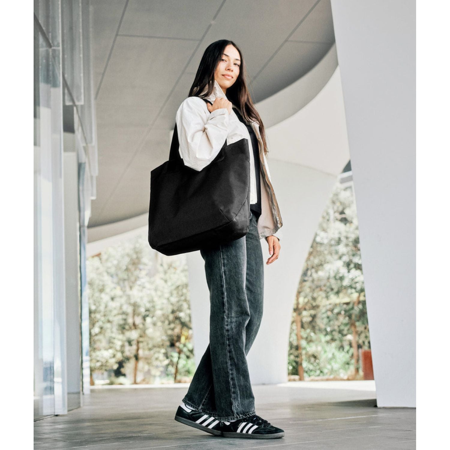 ALPAKA Elements Tote Bag (L) Axoflux 210D (Black/Grey)