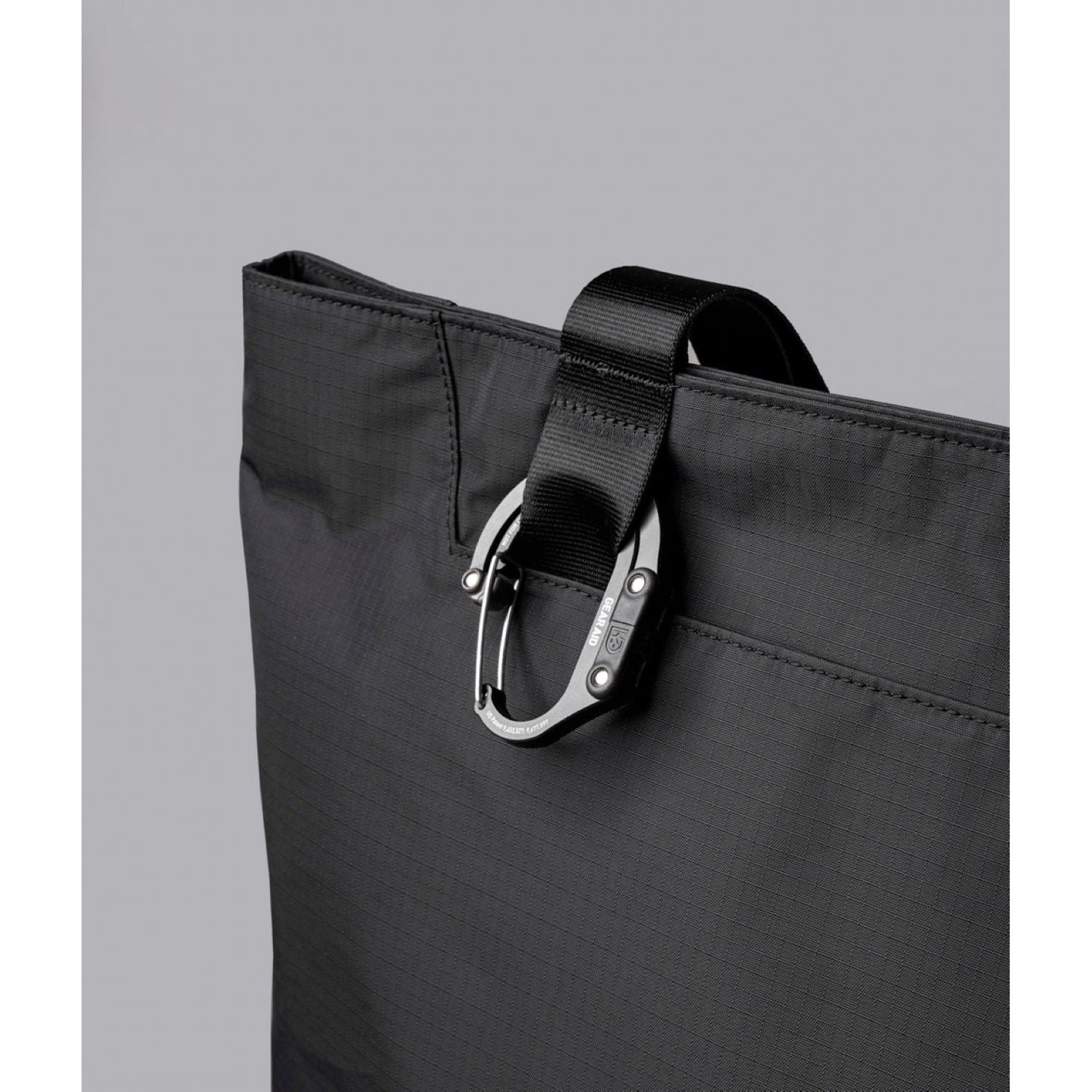 ALPAKA Elements Tote Bag (L) Axoflux 210D (Black/Grey)