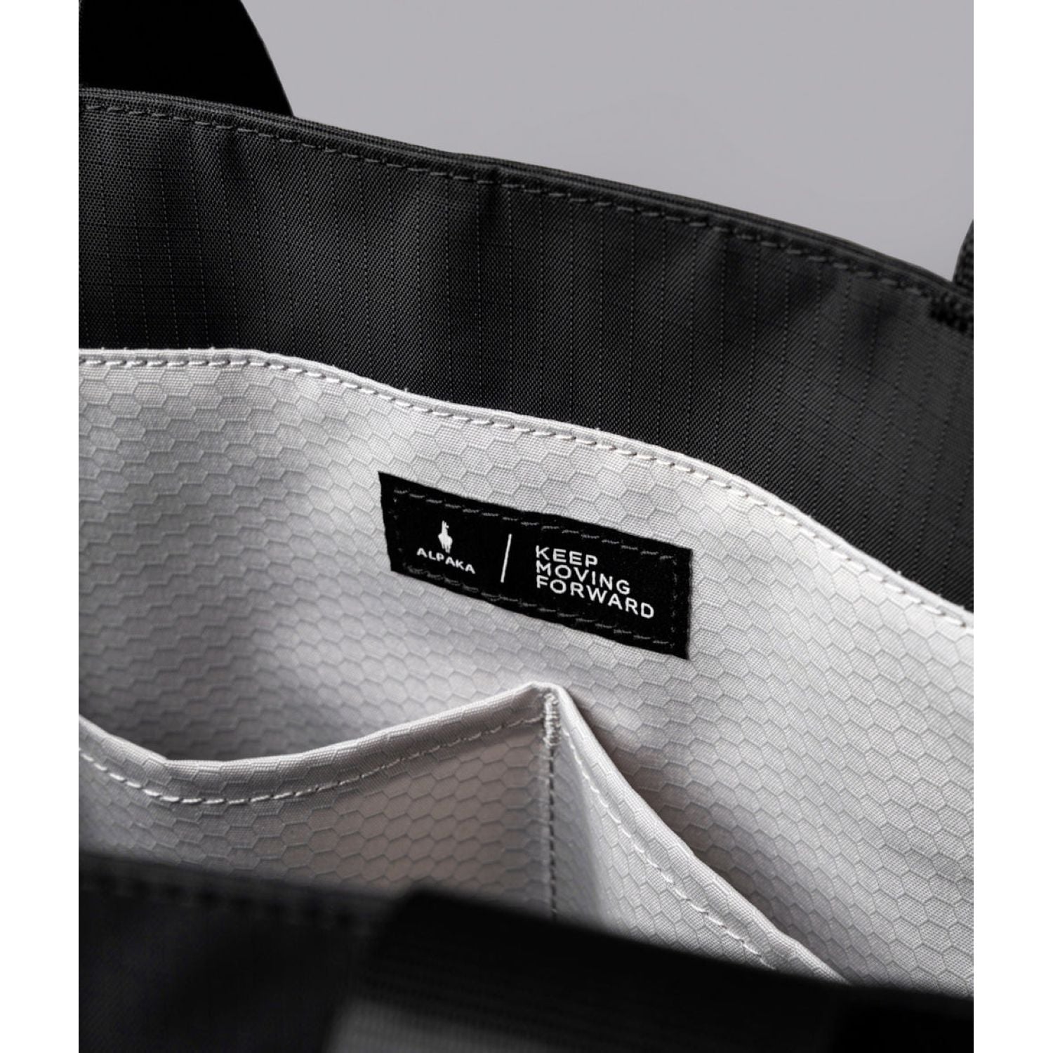 ALPAKA Elements Tote Bag (M) Axoflux 210D (Black/Grey)