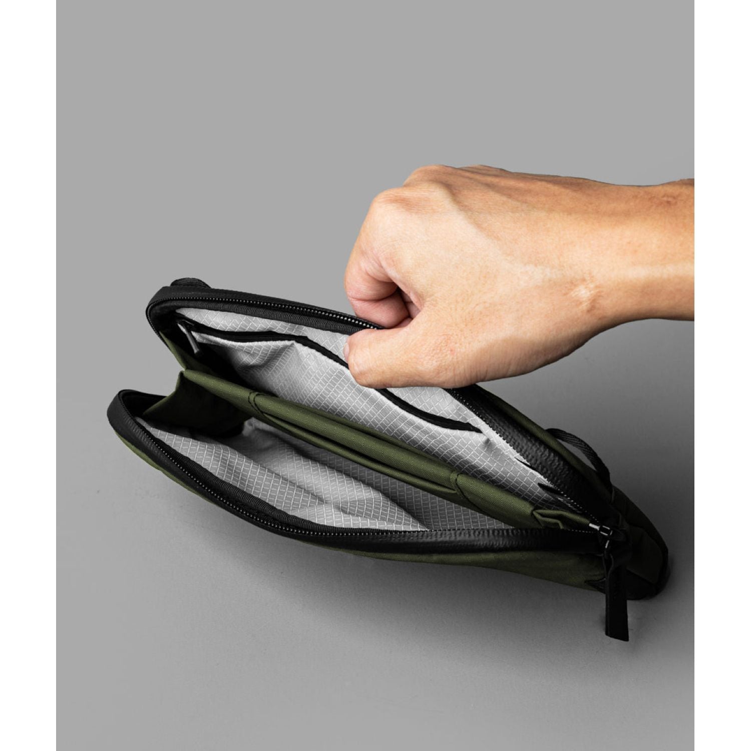 ALPAKA Flight Pouch Axoflux 210D (Green)