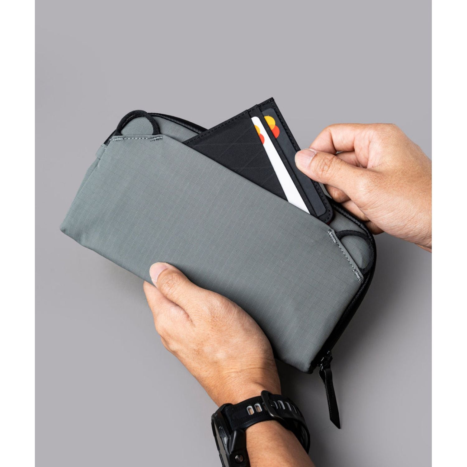 ALPAKA Flight Pouch Axoflux 210D (Grey)