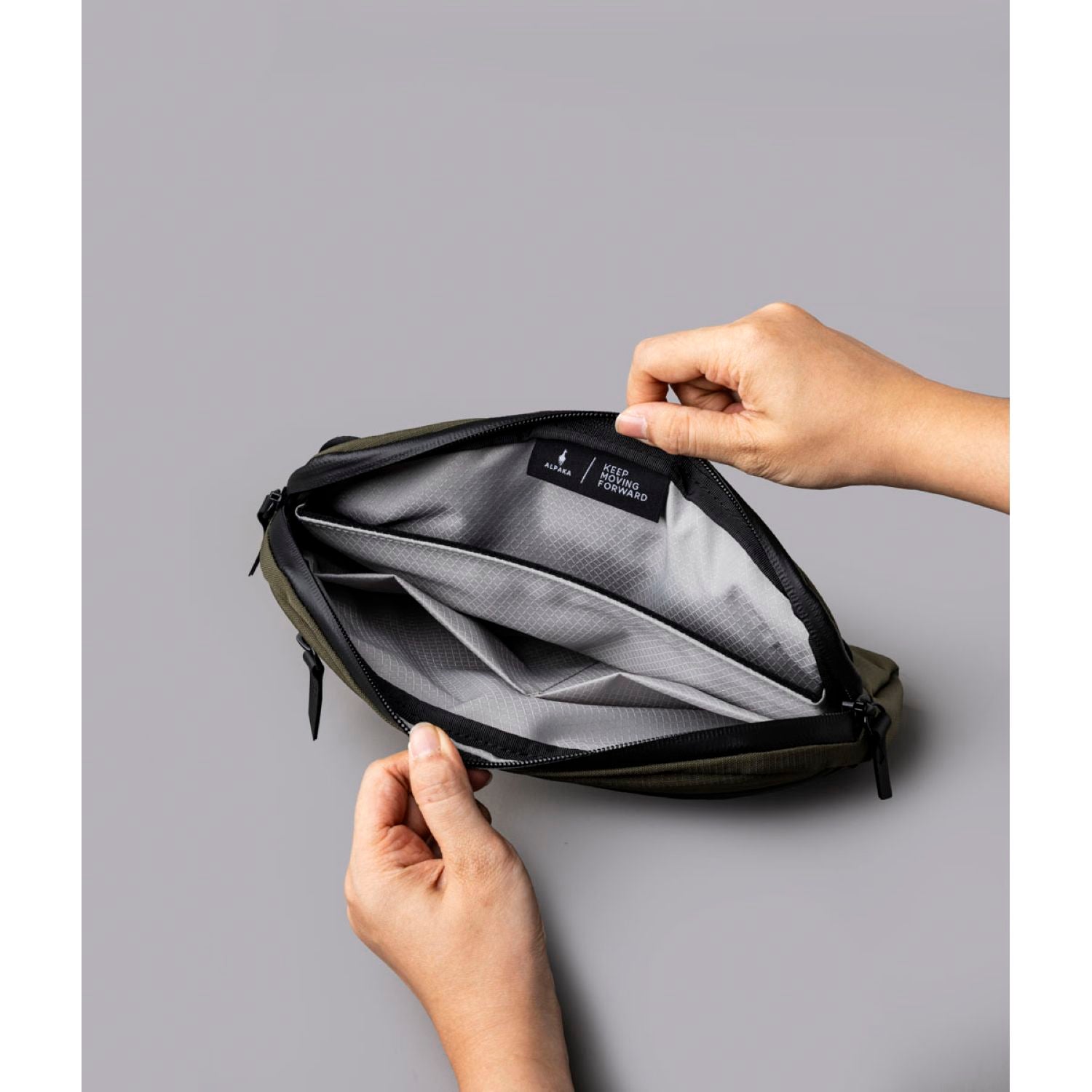 ALPAKA Flight Sling With Grey Lining Axoflux 400D (Green)