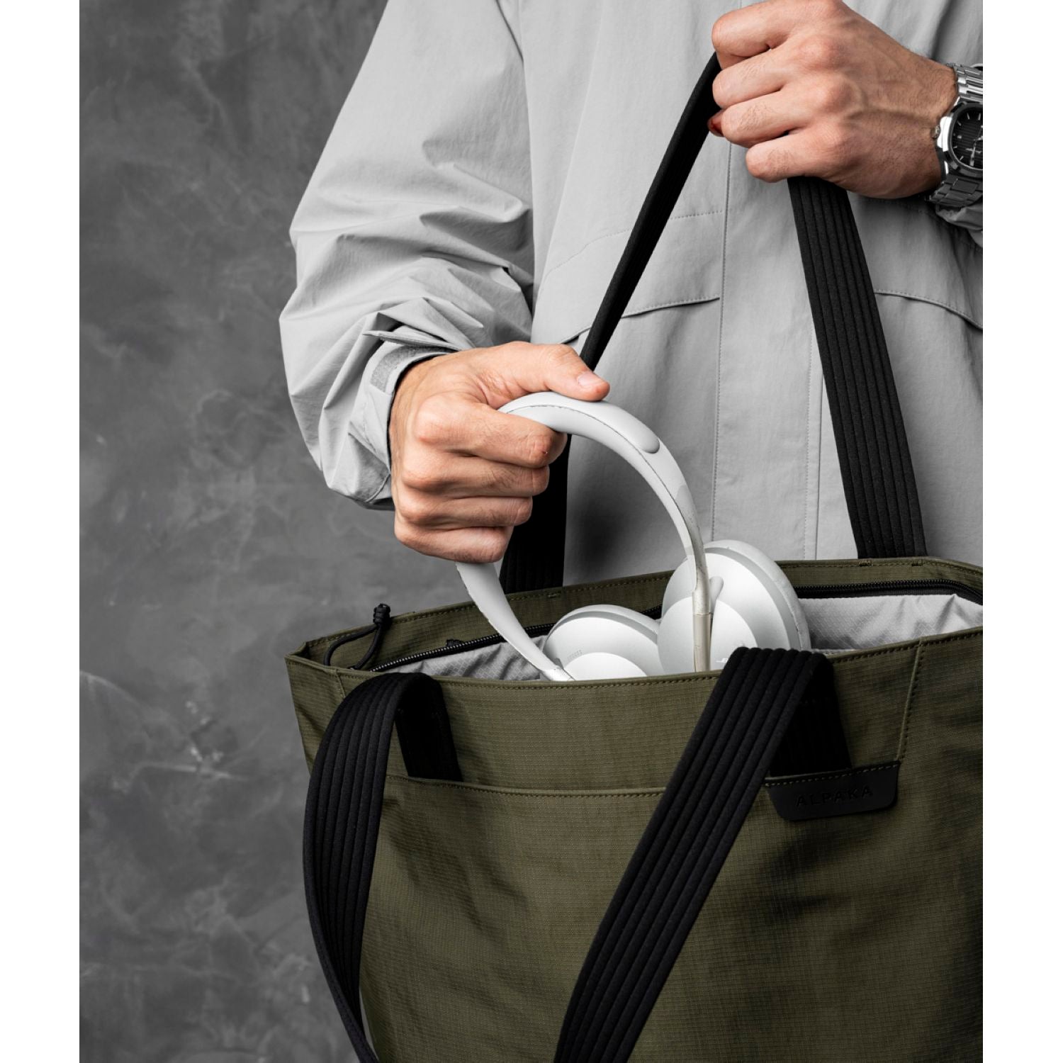 ALPAKA Flight Tote Bag (L) Axoflux 400D (Green)