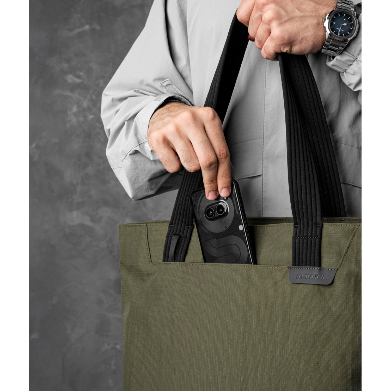 ALPAKA Flight Tote Bag (M) Axoflux 400D (Green)