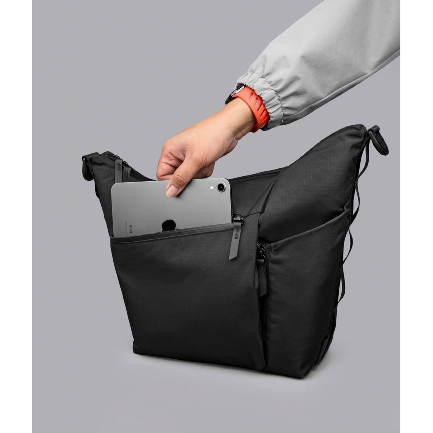 ALPAKA Flow Satchel 10L Axoflux 210D (Black)