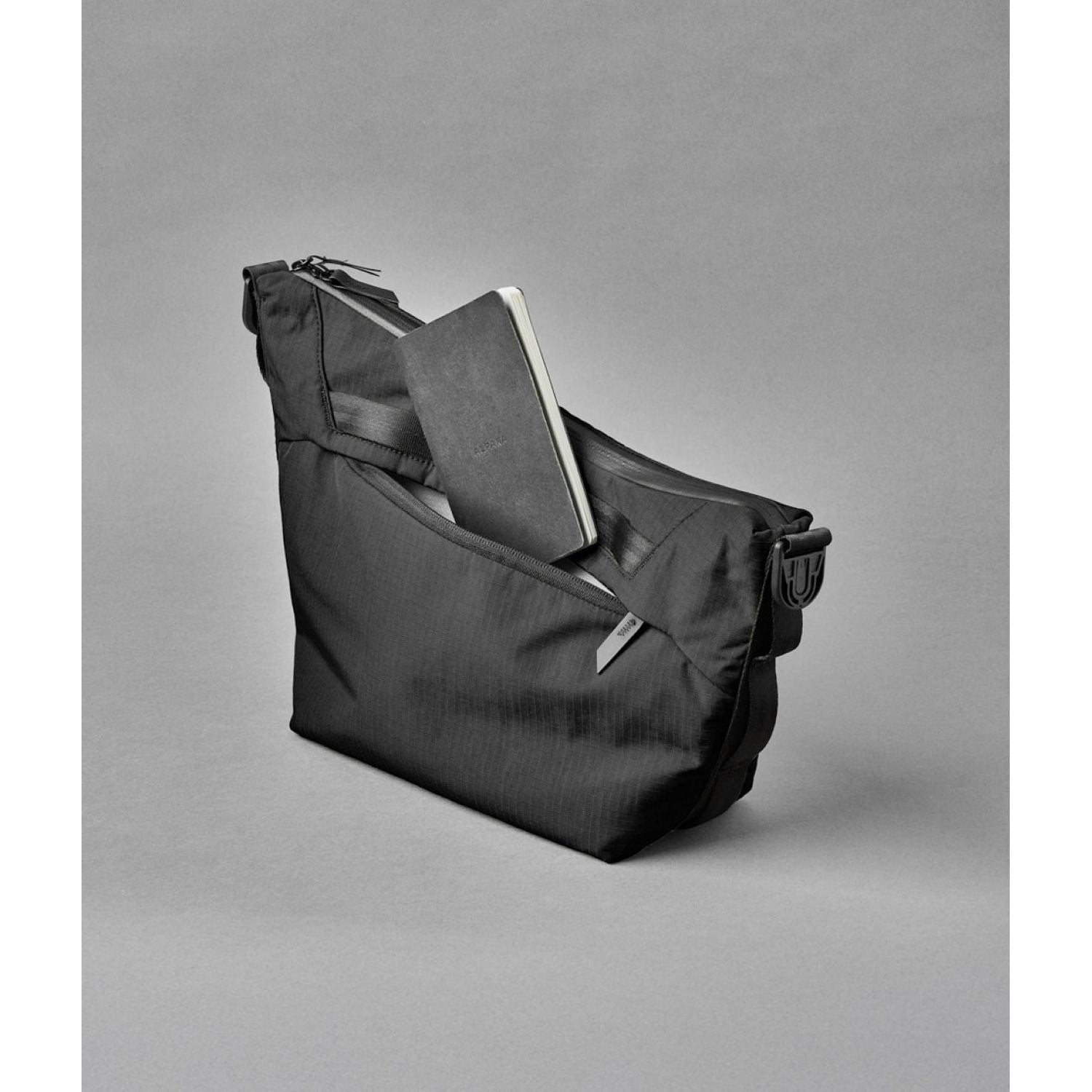 ALPAKA Flow Satchel Axoflux 210D (Black)