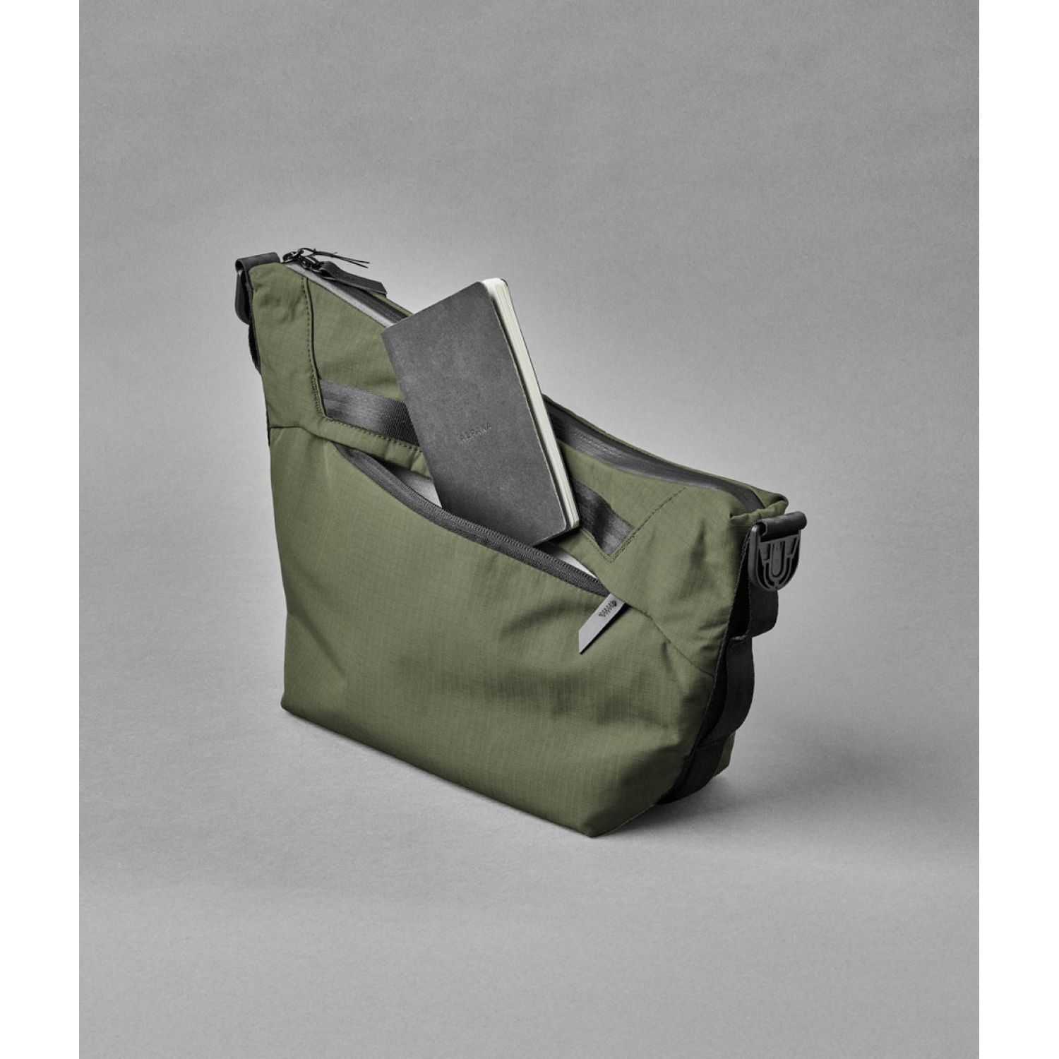 ALPAKA Flow Satchel Axoflux 210D (Green)