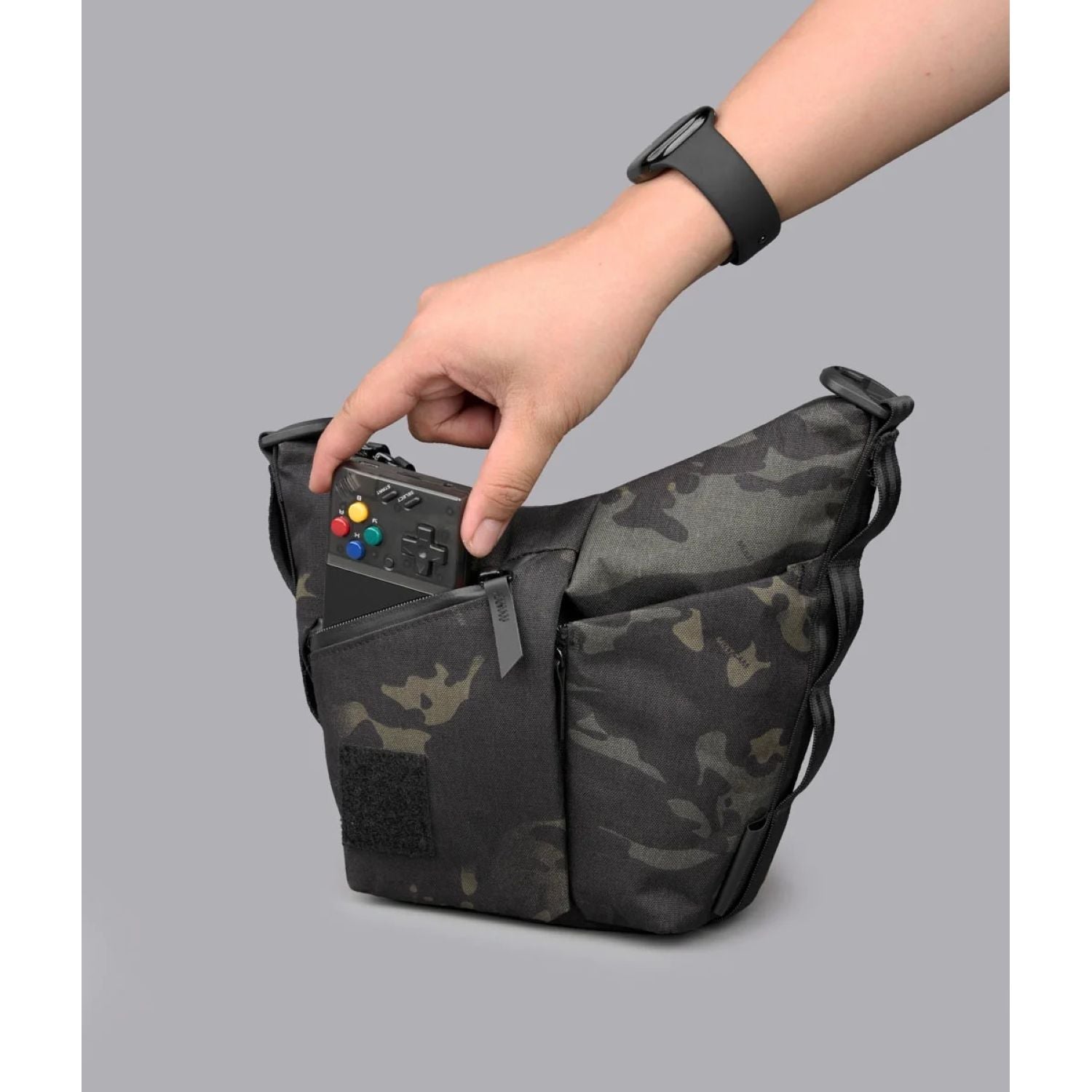 ALPAKA Flow Satchel With Padded Strap 2L X-Pac X50 (Multicam Black)
