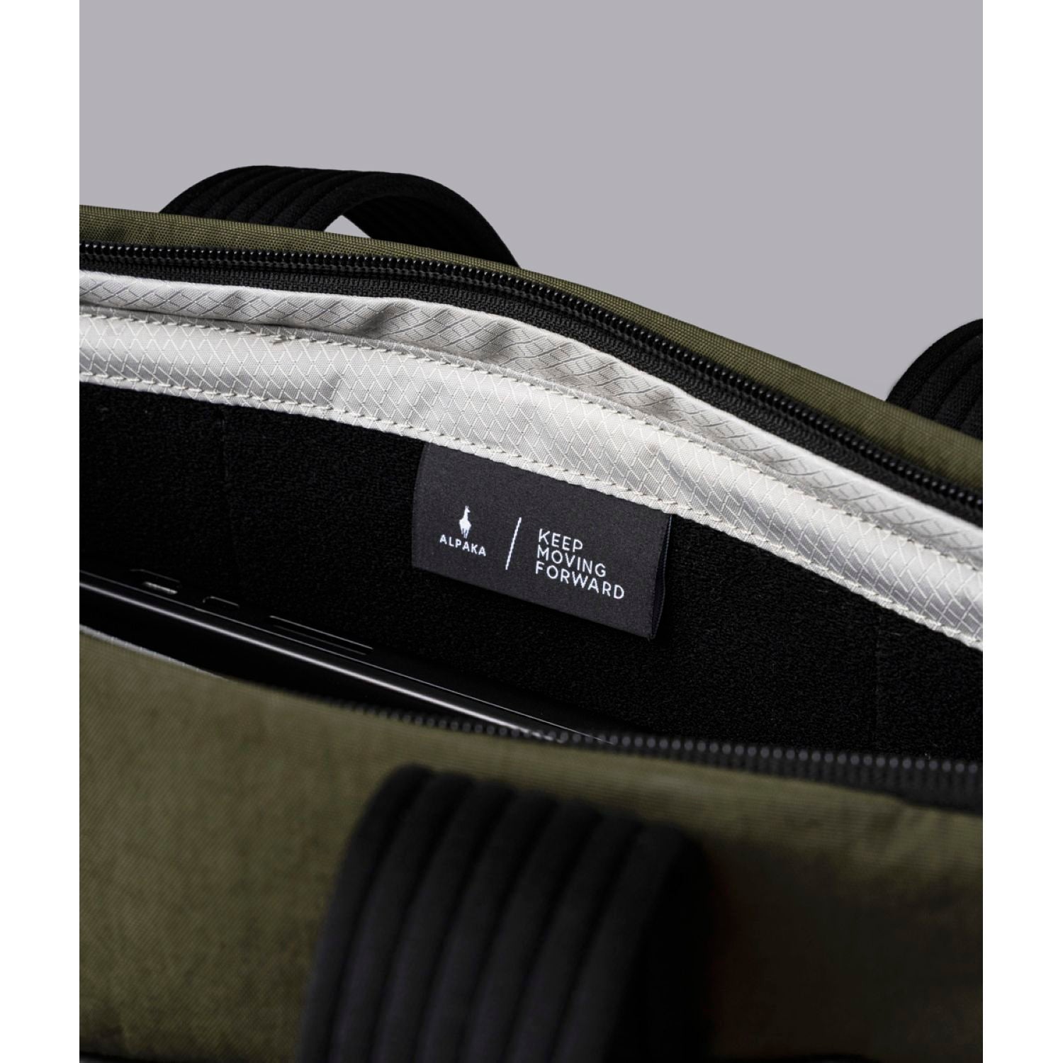 ALPAKA Flow Tote Pack Axoflux 400D (Green)