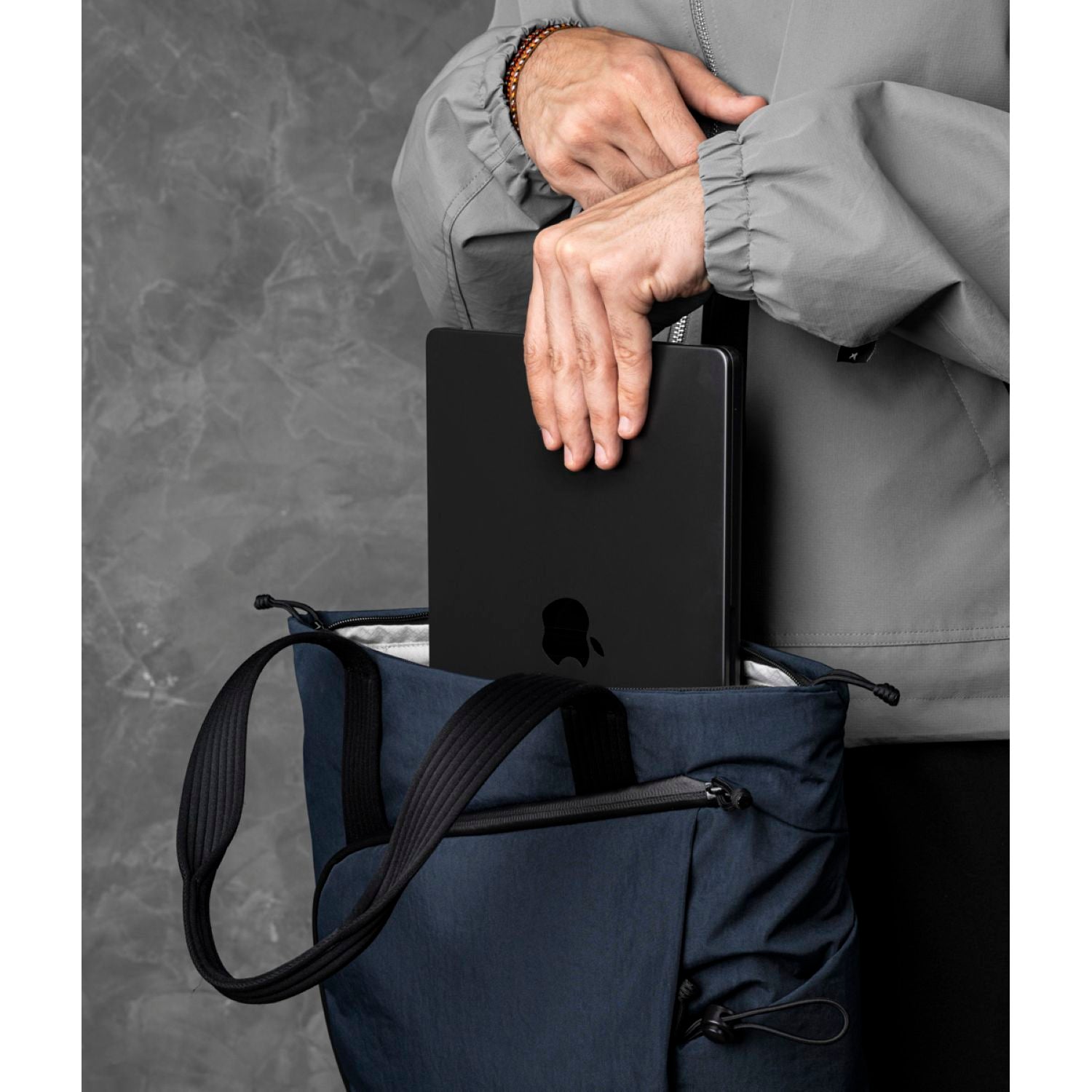 ALPAKA Flow Tote Pack Axoflux 400D (Moonlight Blue)