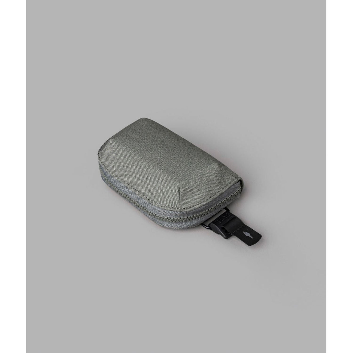 ALPAKA Hub Zip Pocket Axoflux 300D (Grey)