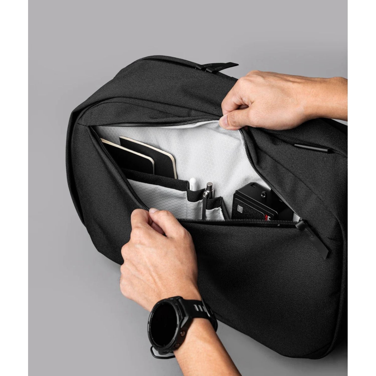 ALPAKA Metro Backpack Pro Axoflux 400D Ripstop Nylon (Black)