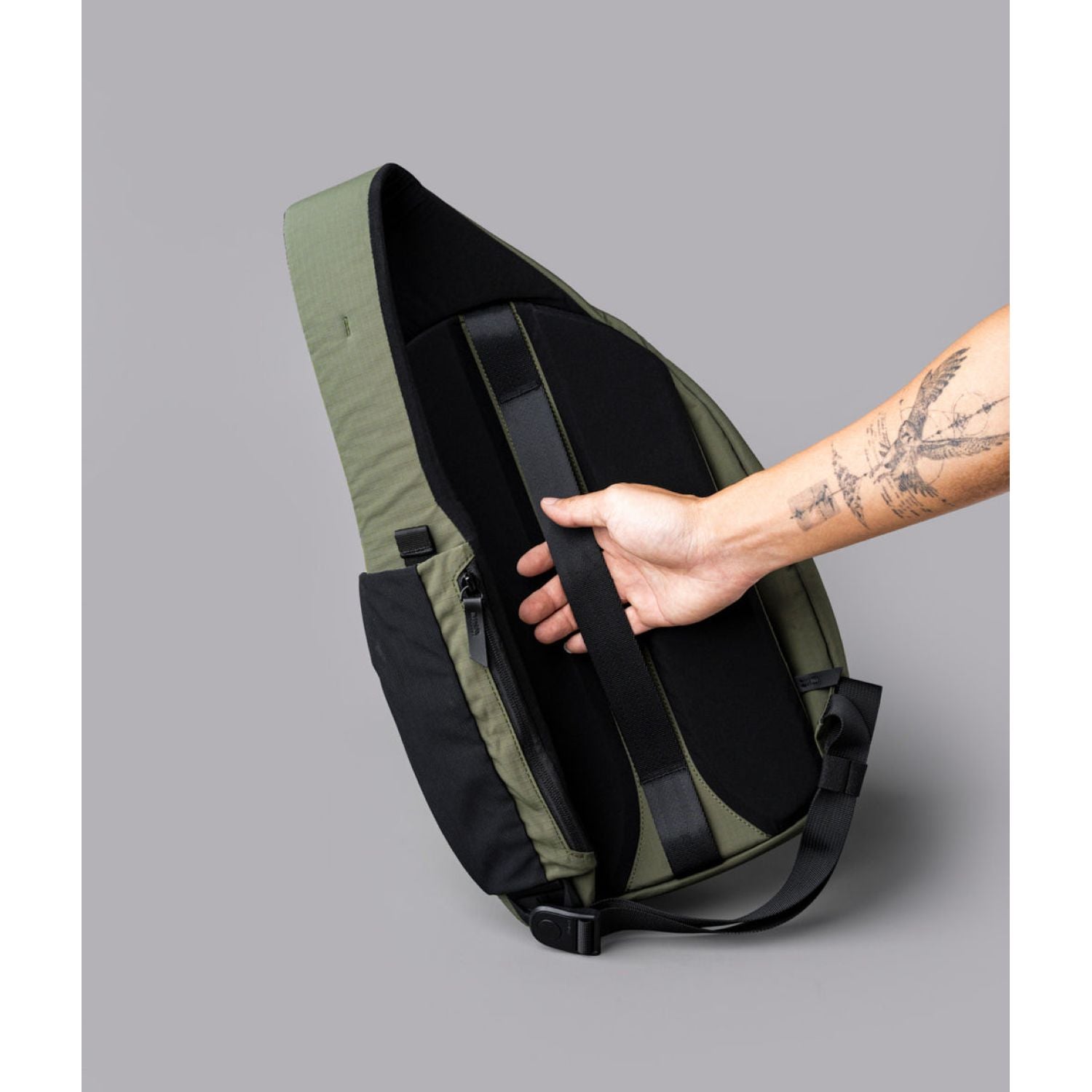 ALPAKA Metro Crossbody Right Shoulder Axoflux 210D (Green)