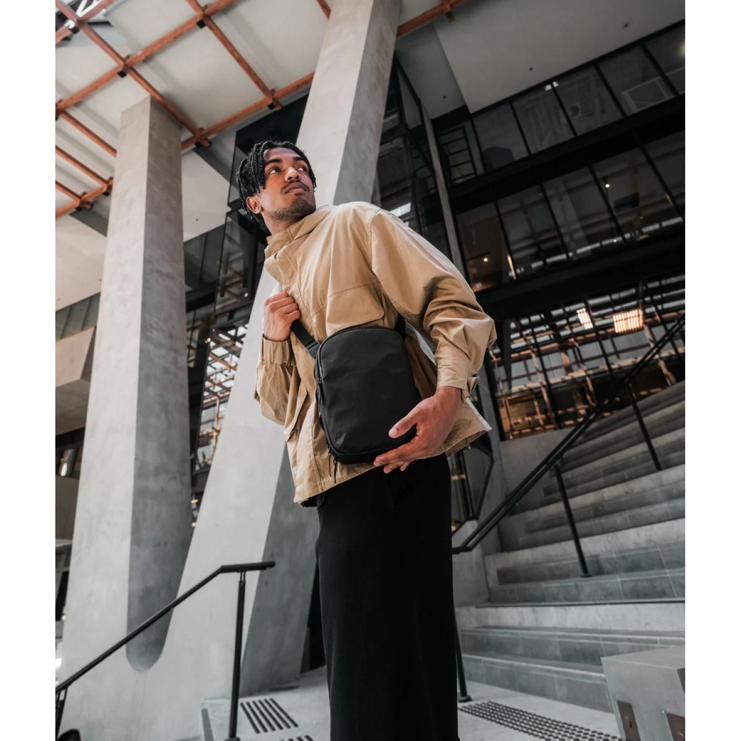 ALPAKA Metro Sling Max X-Pac X42 (Black)