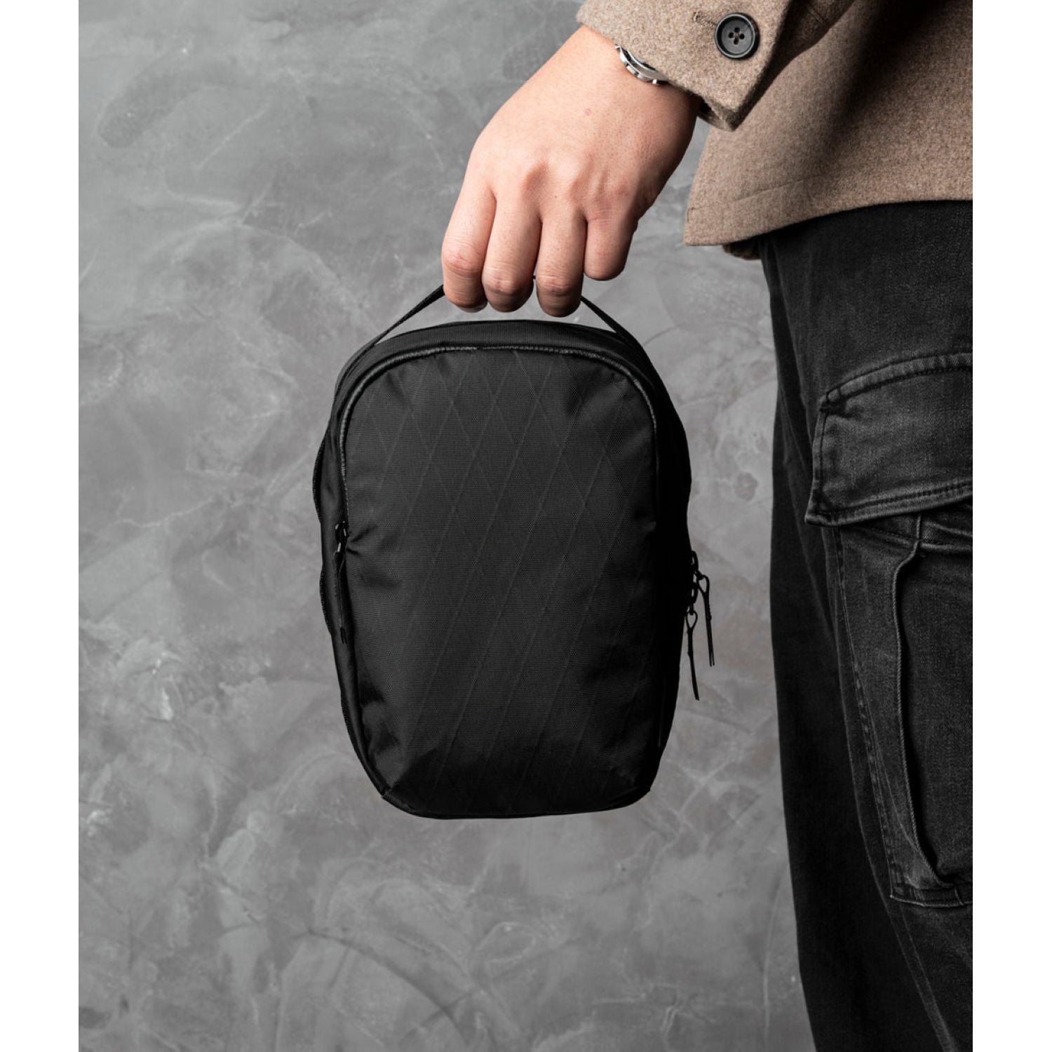 ALPAKA Metro Sling V2 X-Pac VX42 (Black)