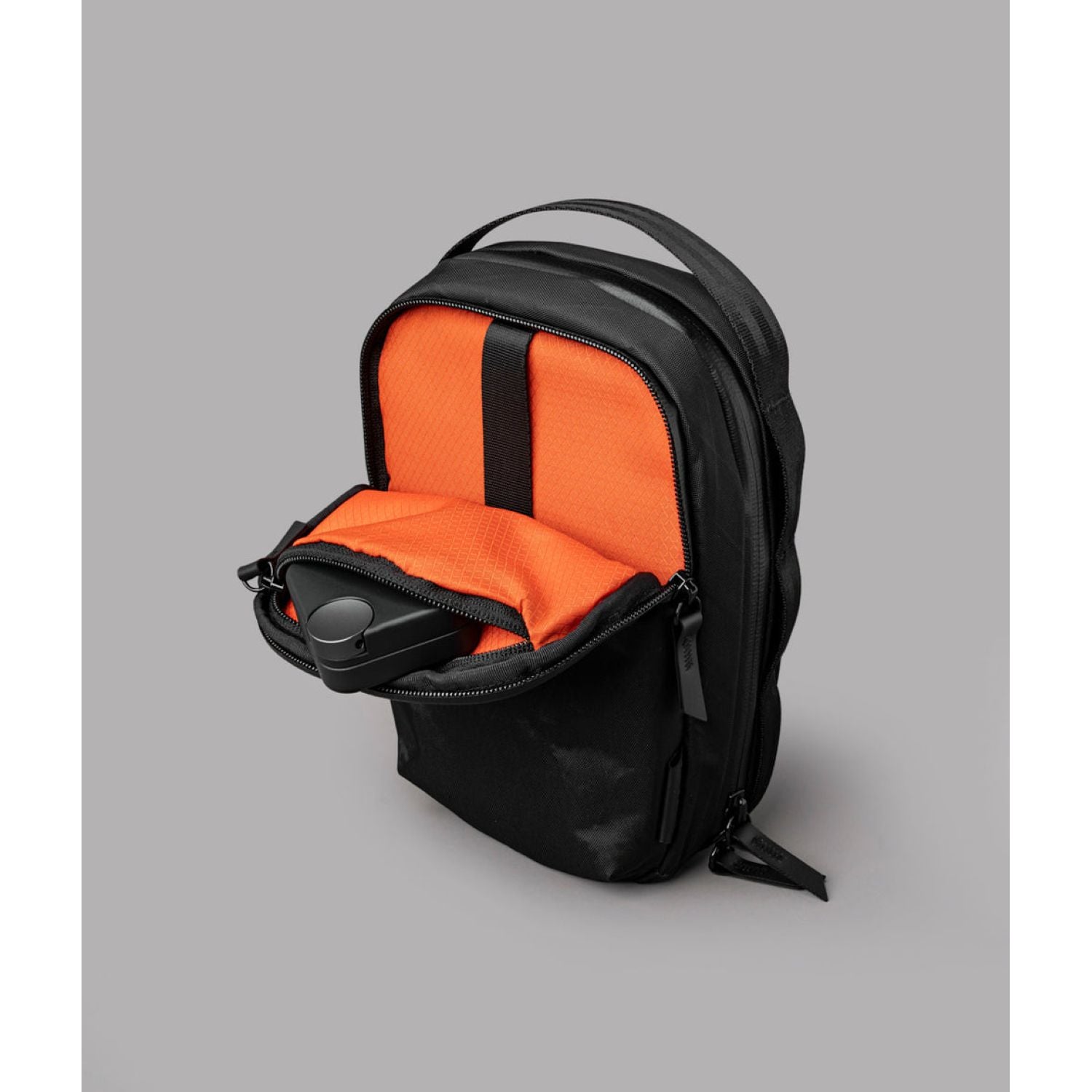 ALPAKA Metro Sling V2 X-Pac VX42 (Black)