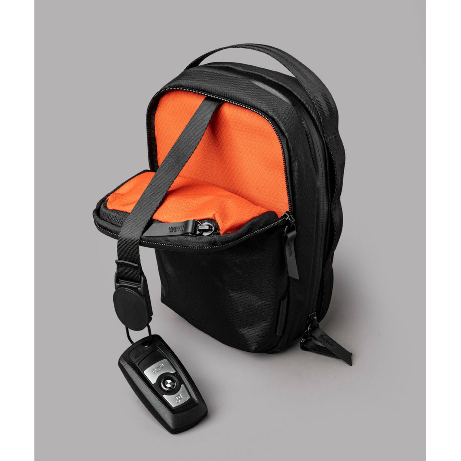 ALPAKA Metro Sling V2 X-Pac VX42 (Black)