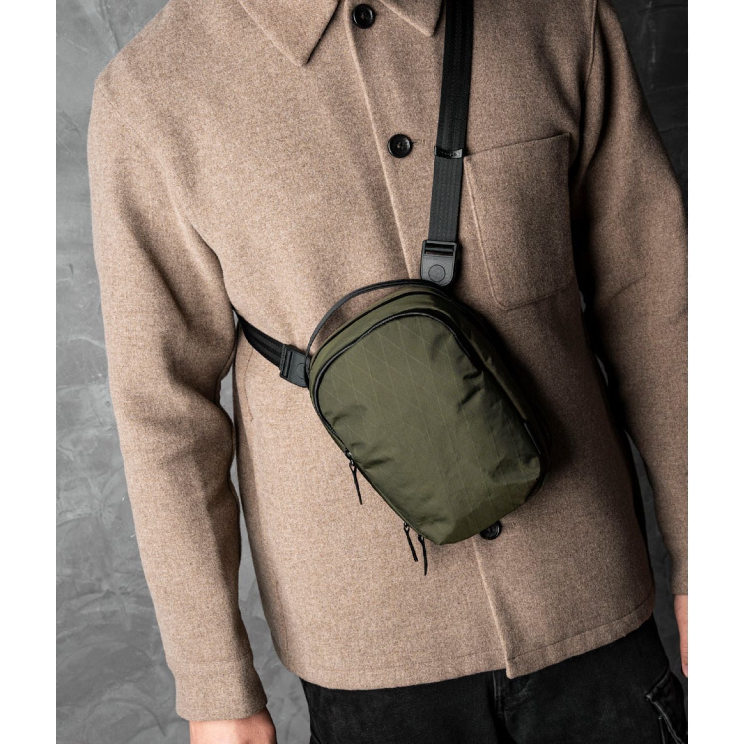 ALPAKA Metro Sling V2 X-Pac X42 (Olive Green)