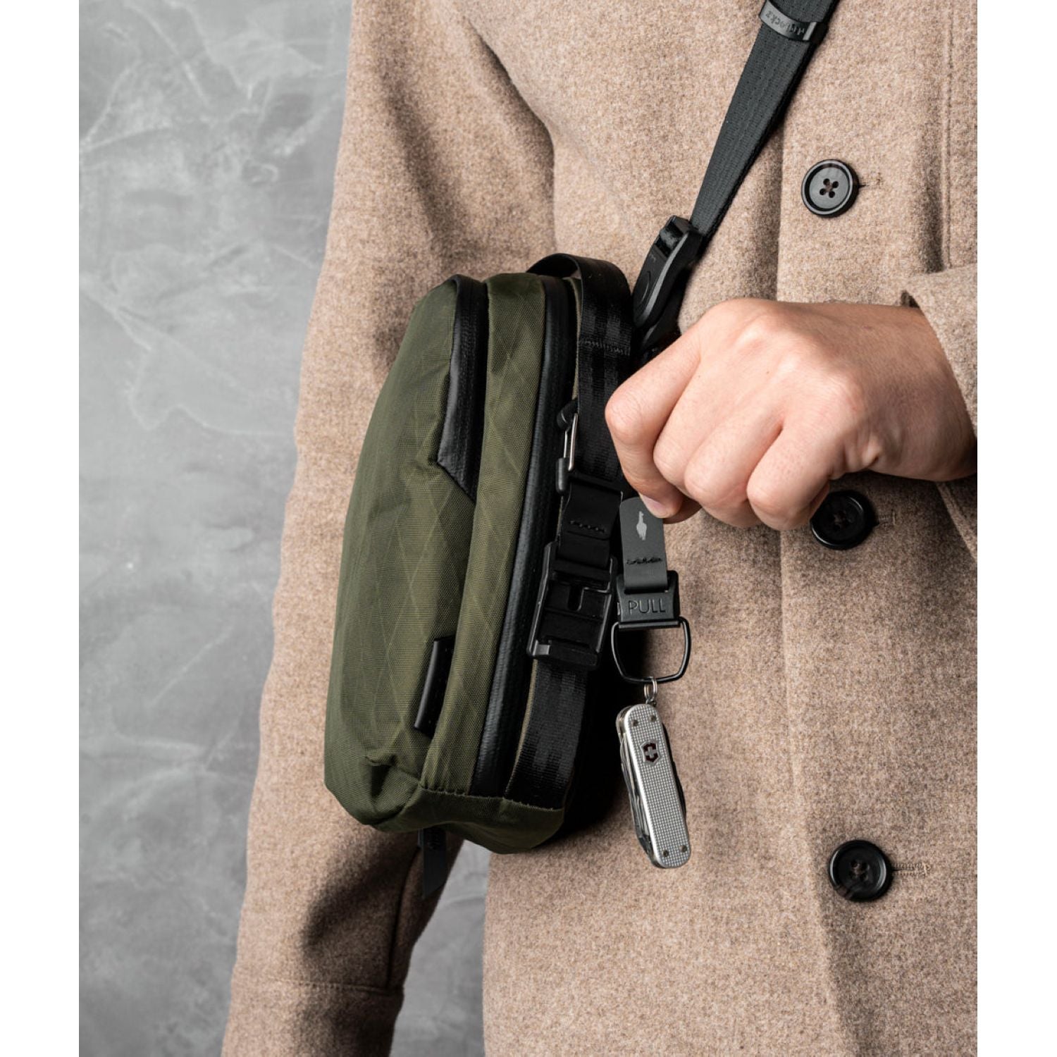 ALPAKA Metro Sling V2 X-Pac X42 (Olive Green)