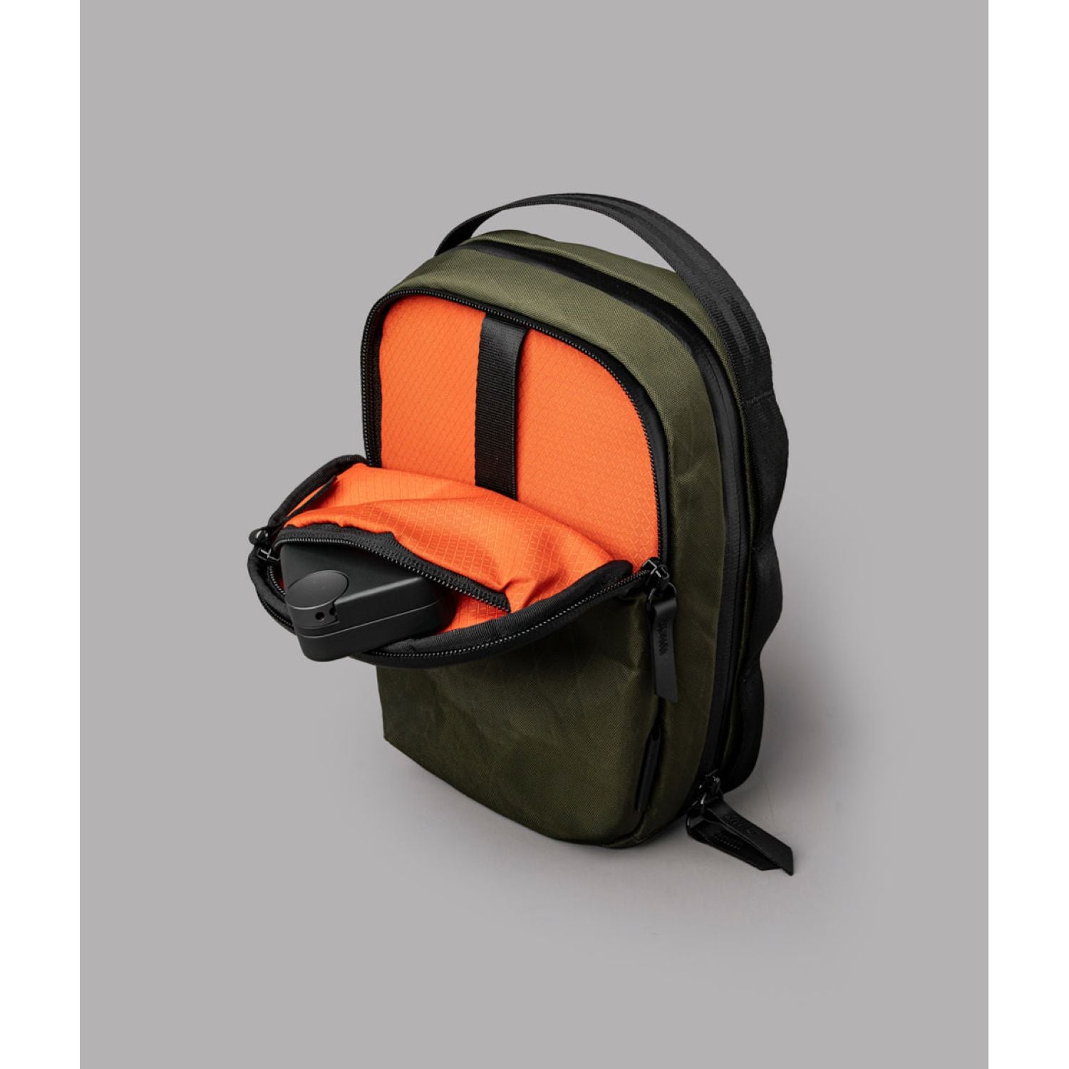 ALPAKA Metro Sling V2 X-Pac X42 (Olive Green)