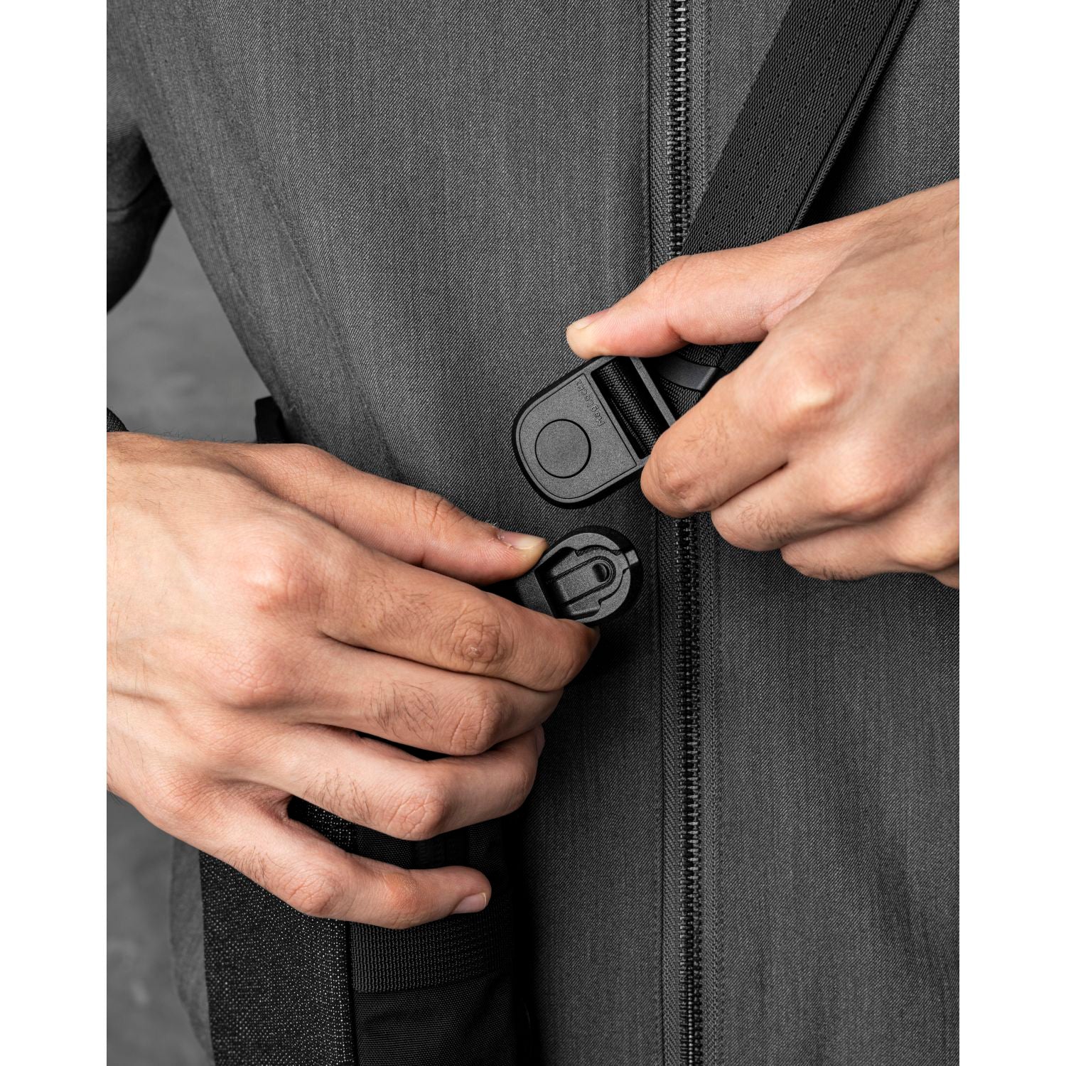 ALPAKA Modular Shoulder Pocket Max Nylon Washed Axoflux 400D (Black)