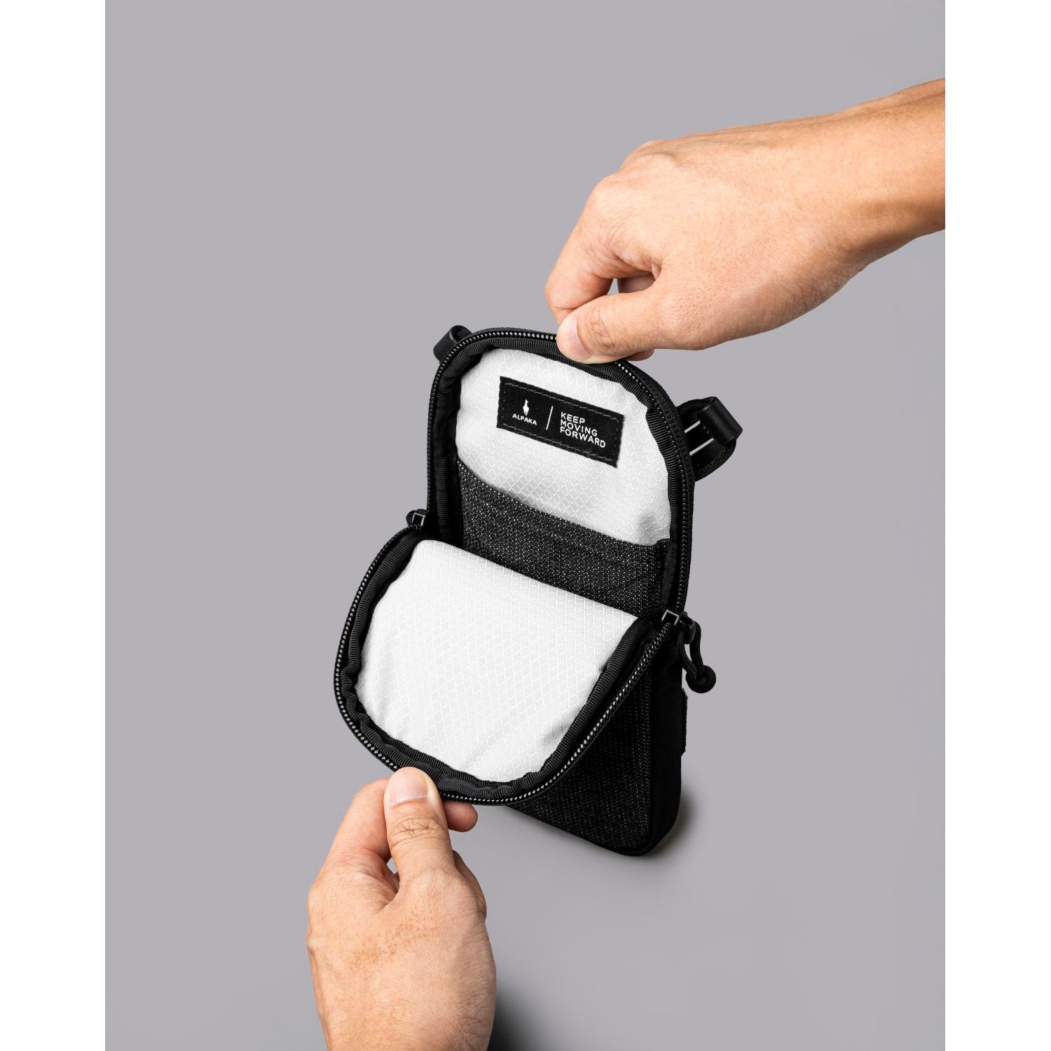 ALPAKA Modular Shoulder Pocket Slim Nylon Washed Axoflux 400D (Black)