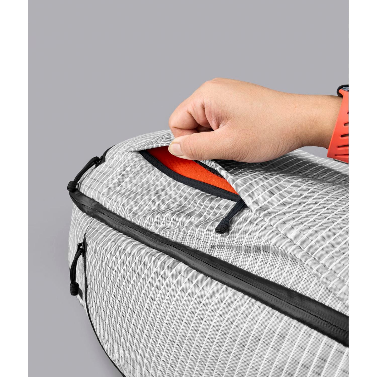 ALPAKA Traverse Astral Edition Backpack 30L X-Pac UVX40 (Silver)