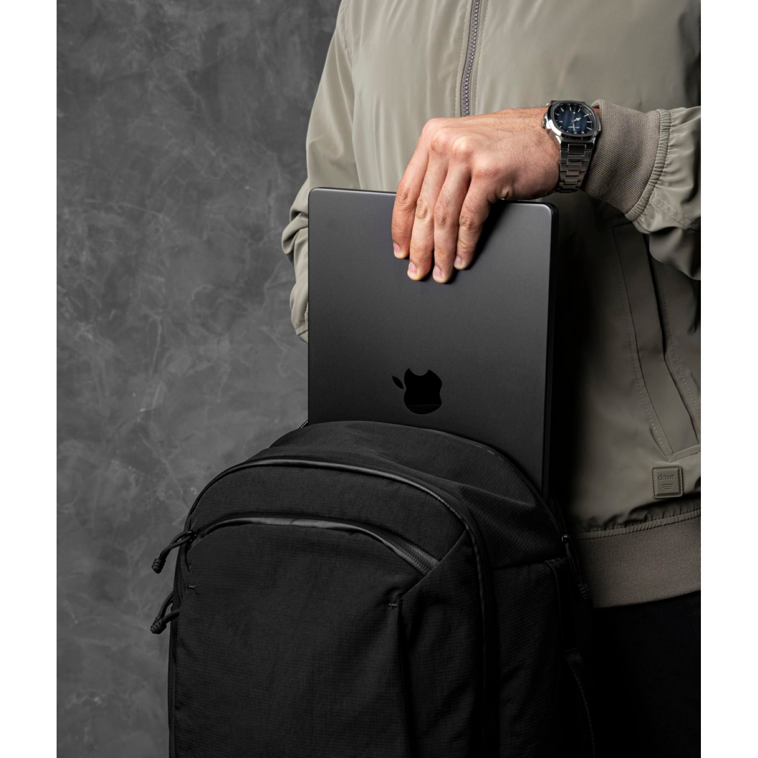 ALPAKA Traverse Backpack 30L Axoflux 400D (Black)