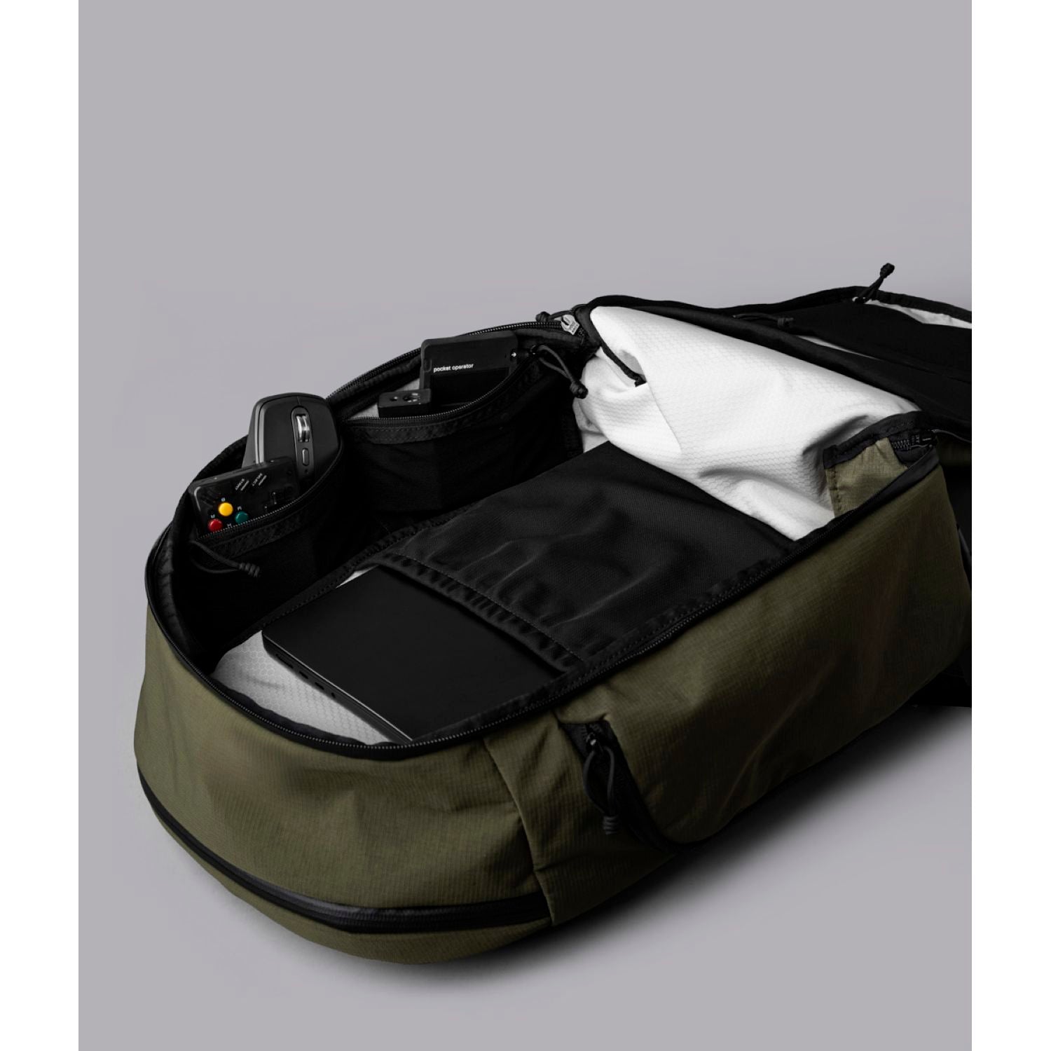 ALPAKA Traverse Backpack 30L Axoflux 400D (Green)