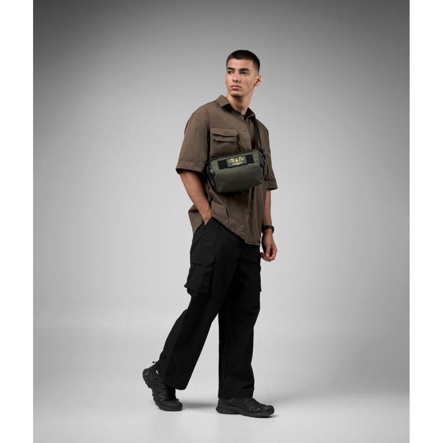 (PRE-ORDER) ALPAKA Vertex Mission Sling With Green Patch Ultradyne 100D (Green)