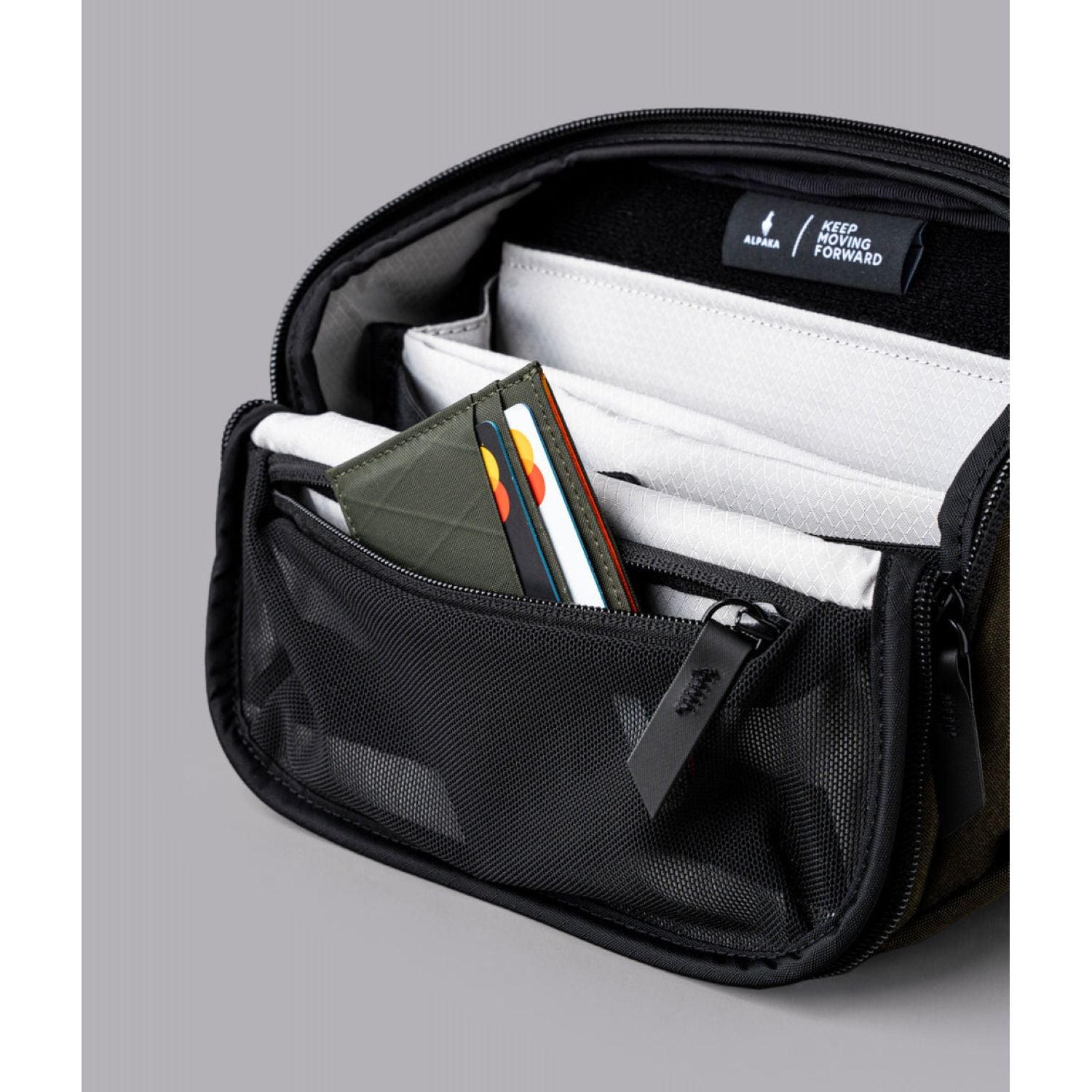 ALPAKA Vertex Pouch Mini 2L Axoflux 300D (Army Green)