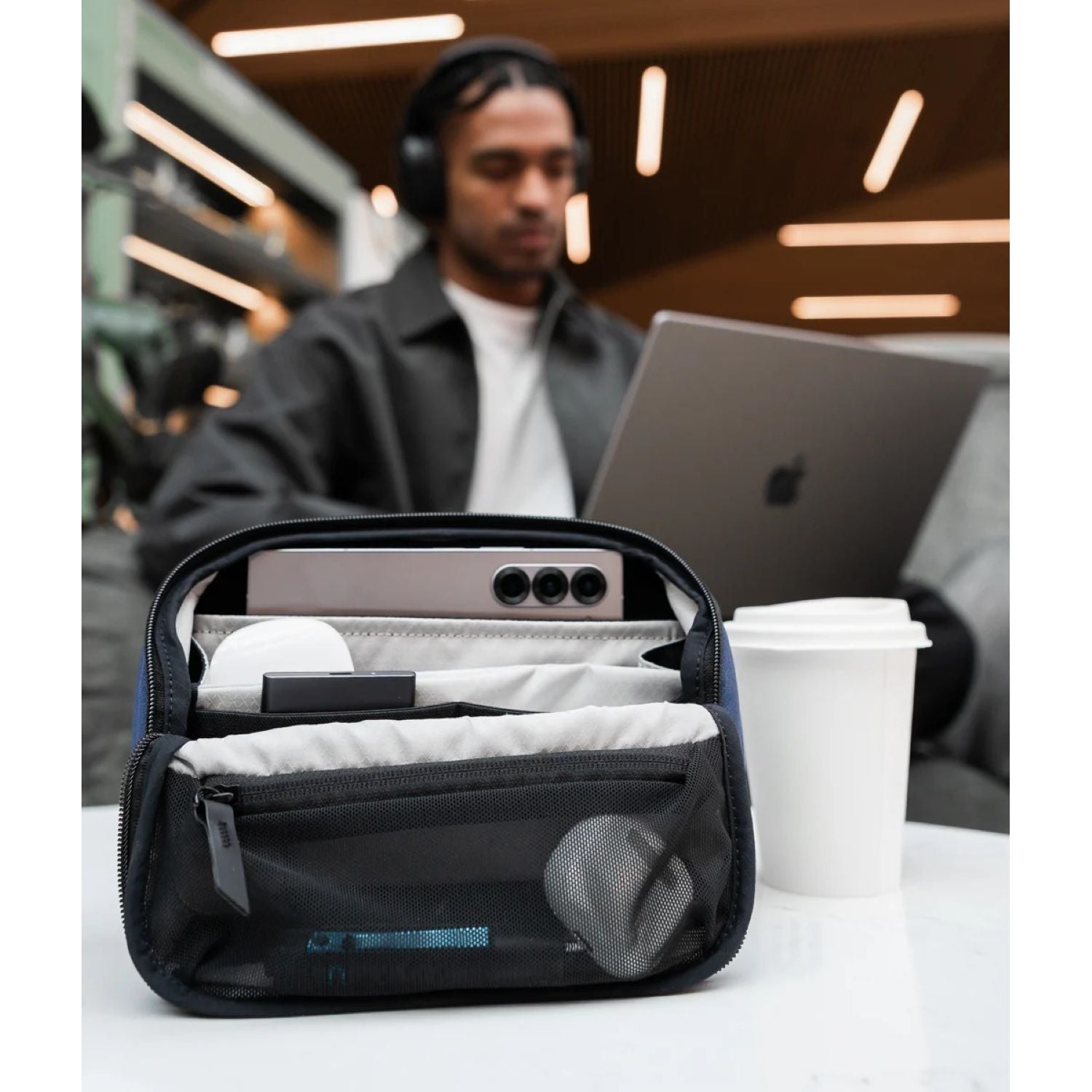 ALPAKA Vertex Pouch Mini 2L Axoflux 300D (Blue)