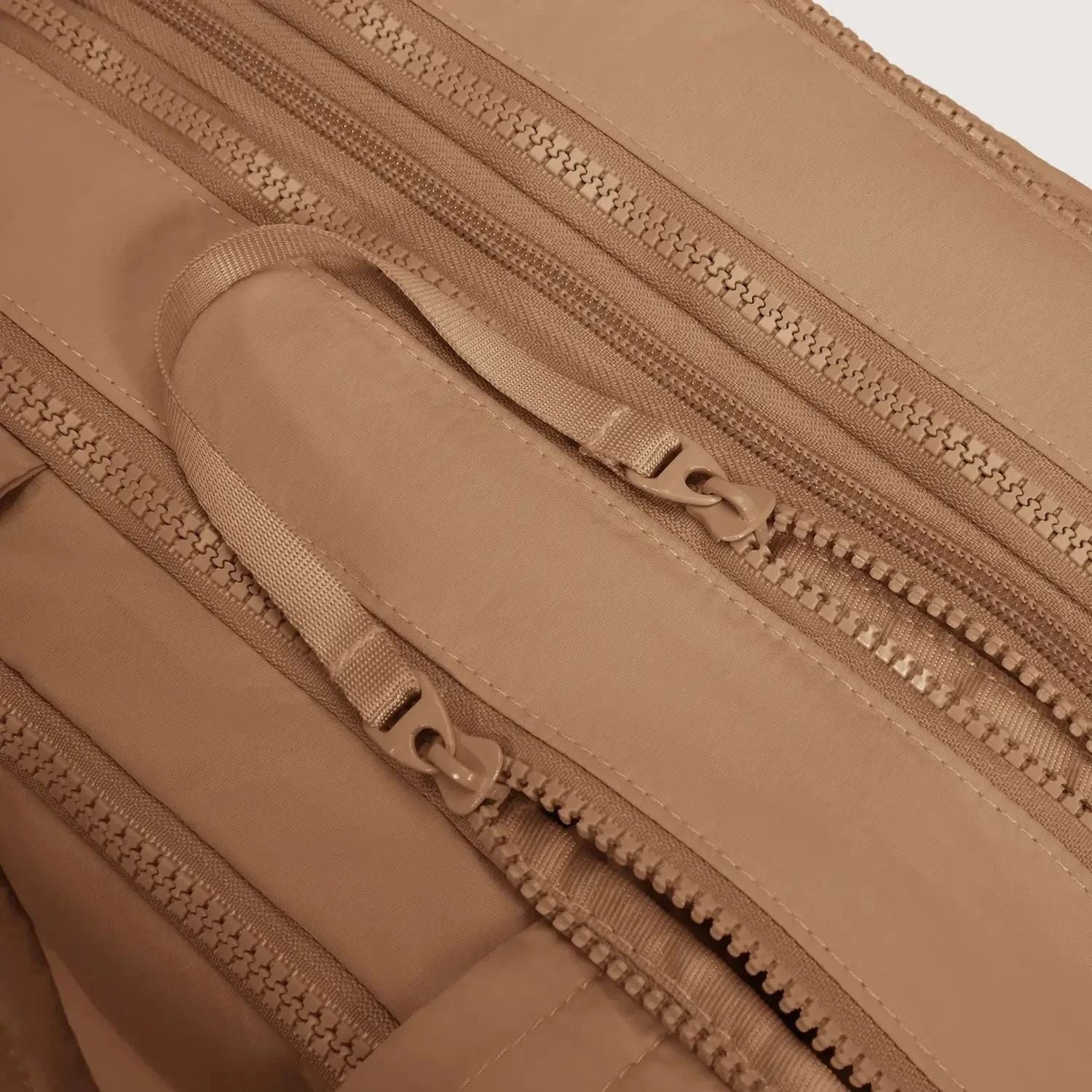 Bagsmart Crush Hanging Toiletry Bag (Brown)