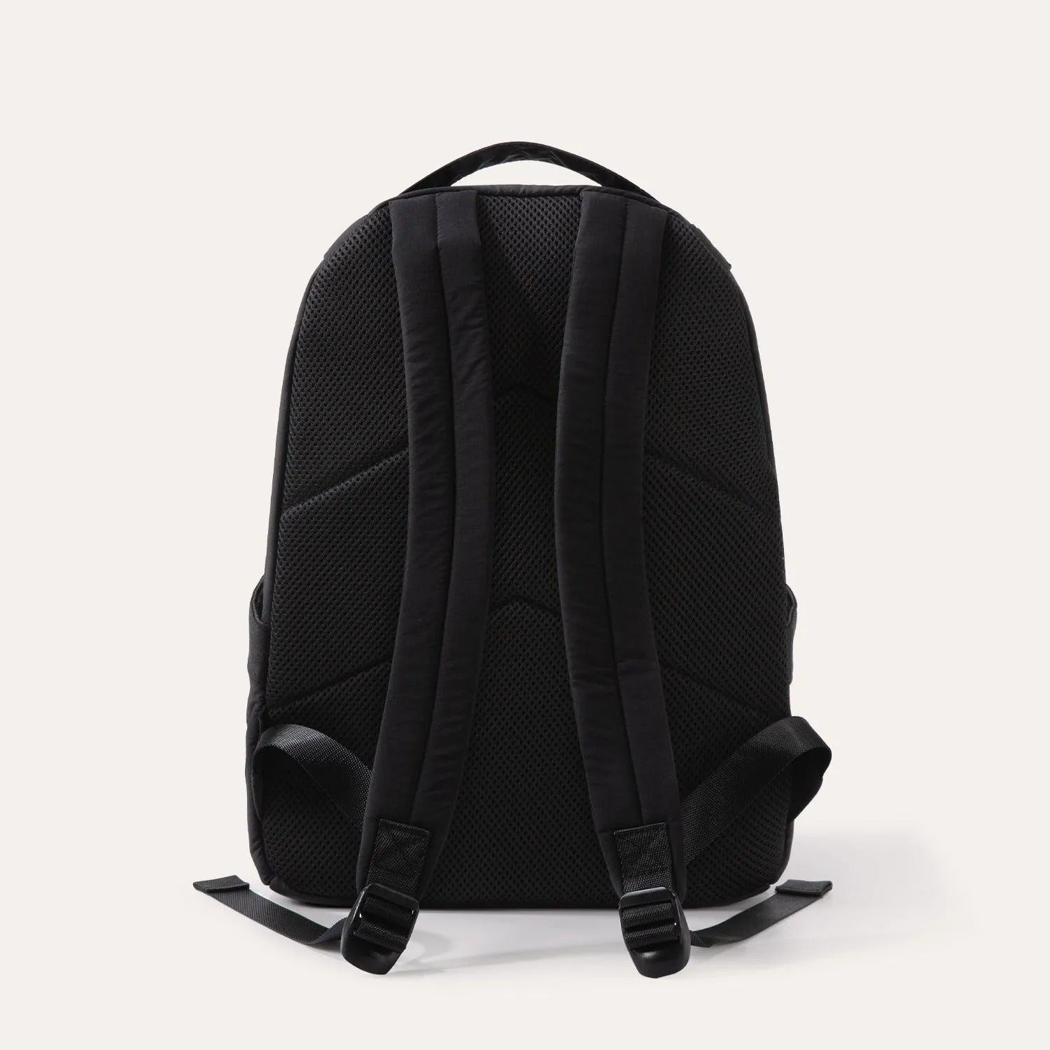 Bagsmart Zoraesque Feather Light Backpack 14L (Black)
