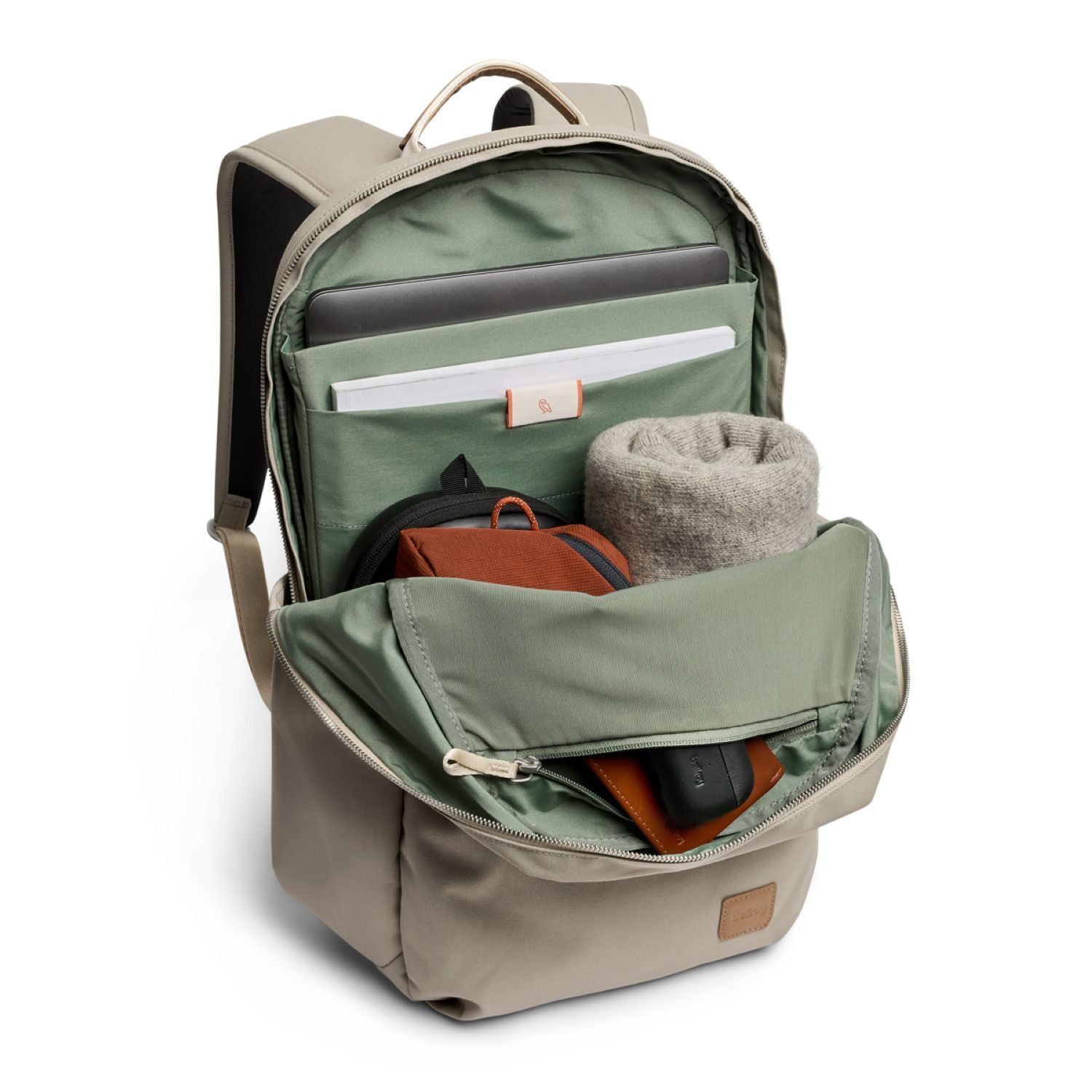 Bellroy Classic Daypack - Tahini
