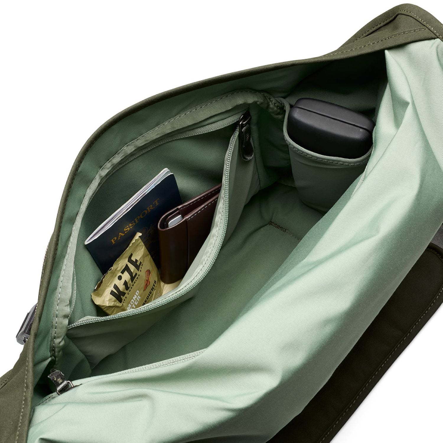 Bellroy Classic Messenger - Olive