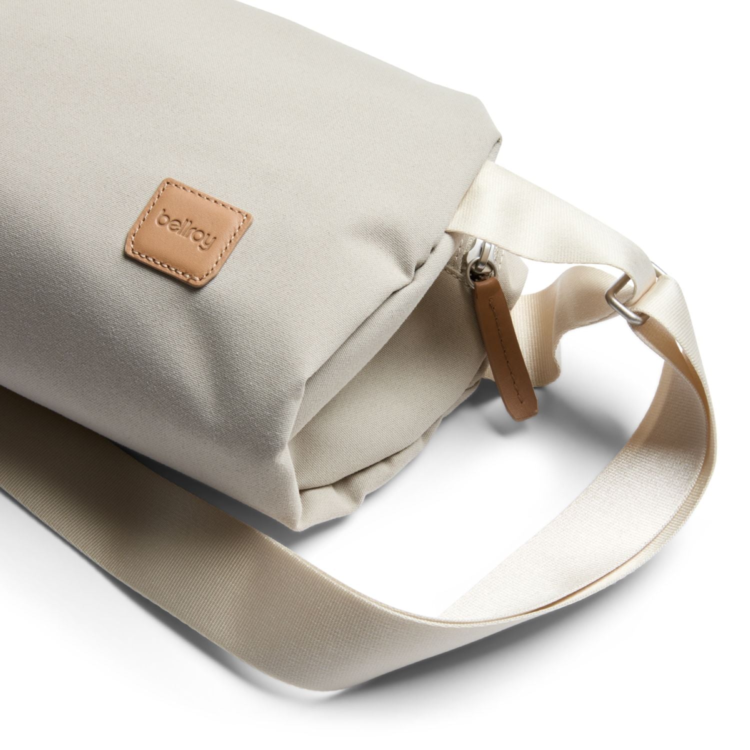 Bellroy Classic Sling 7L - Tahini