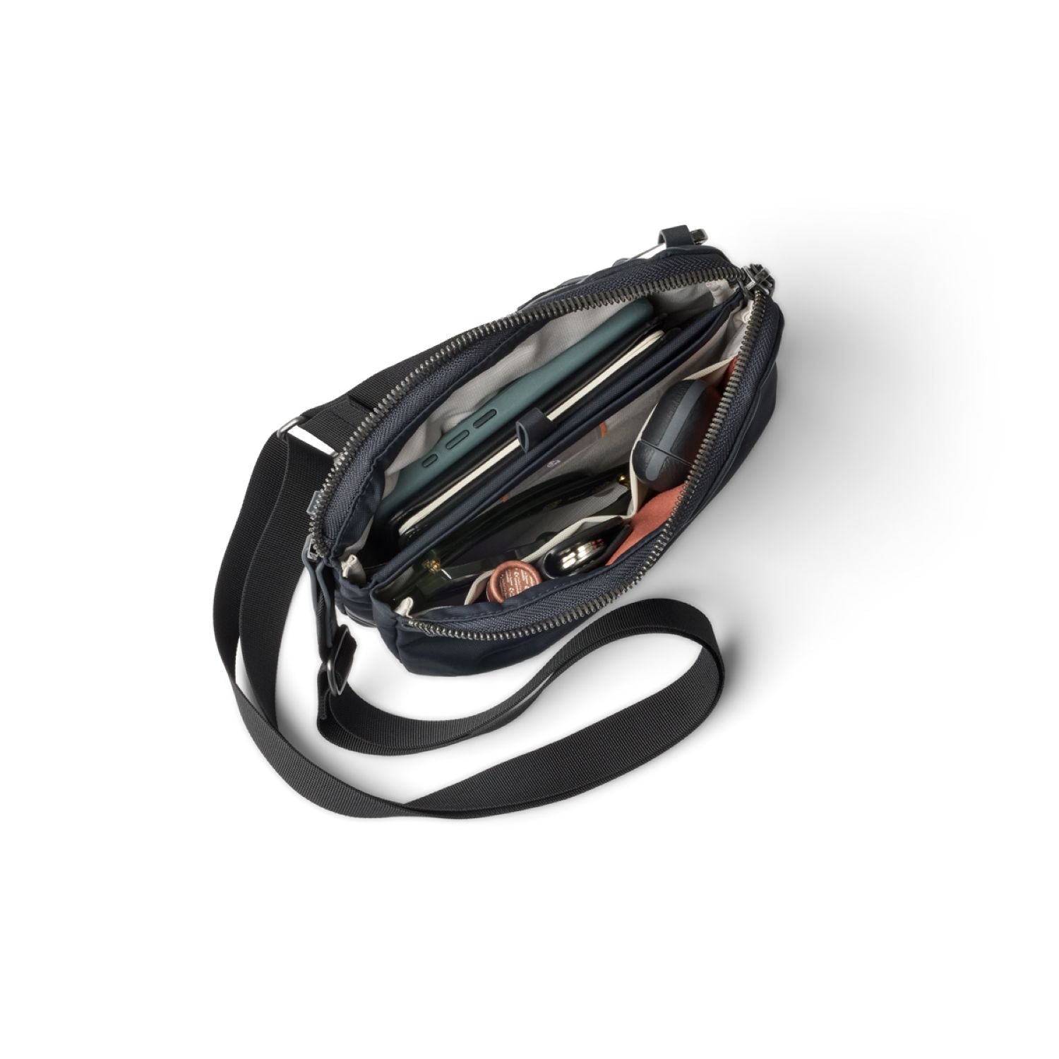Bellroy Tokyo Side Bag - Navy