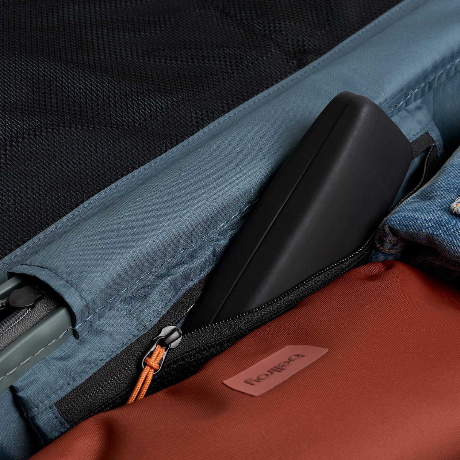 Bellroy Transit Check-In - Everglade